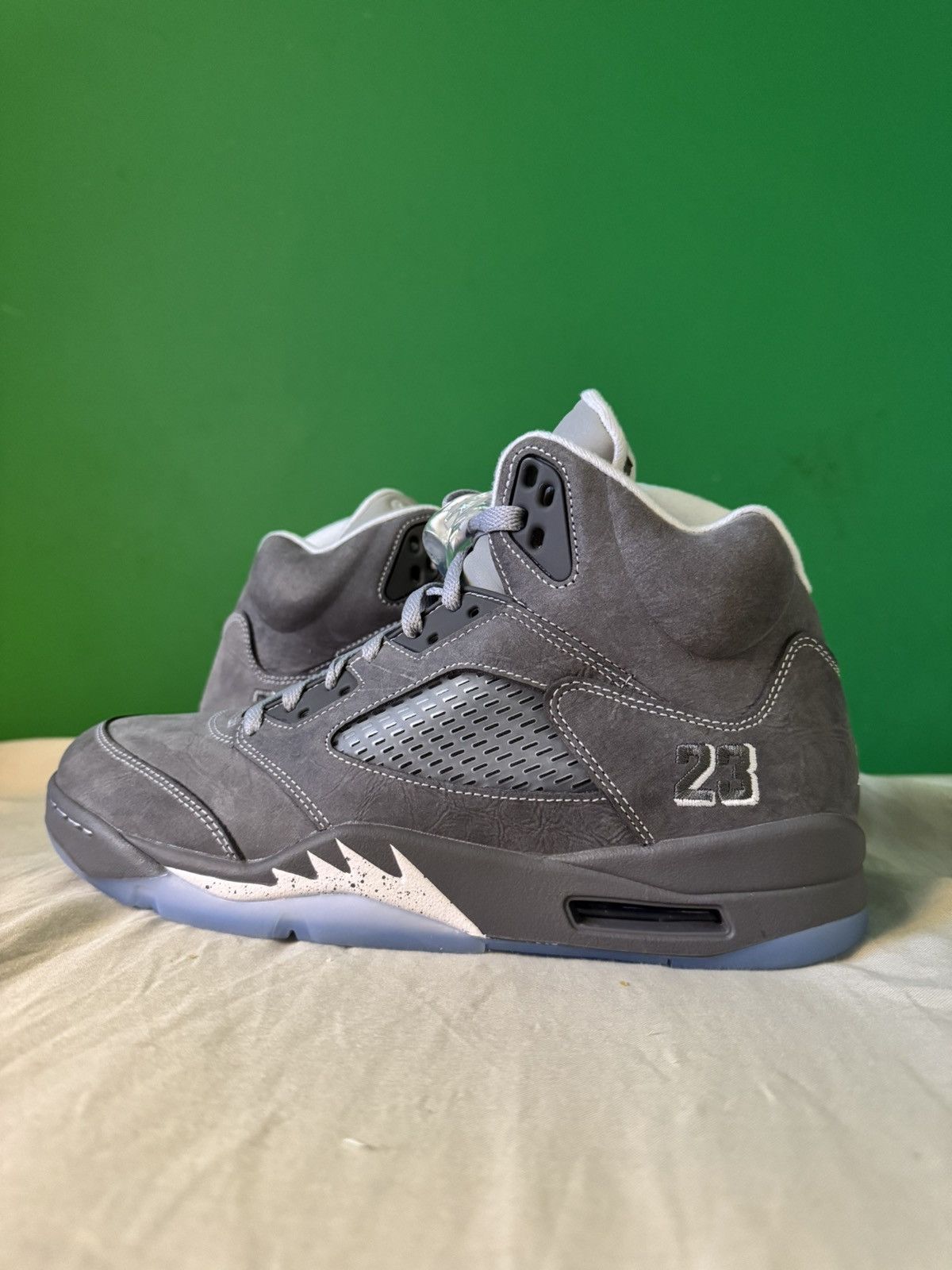 Jordan Brand Nike air jordan 5 wolf grey 2025 Size US 10.5 / EU 43-44 - 1 Thumbnail