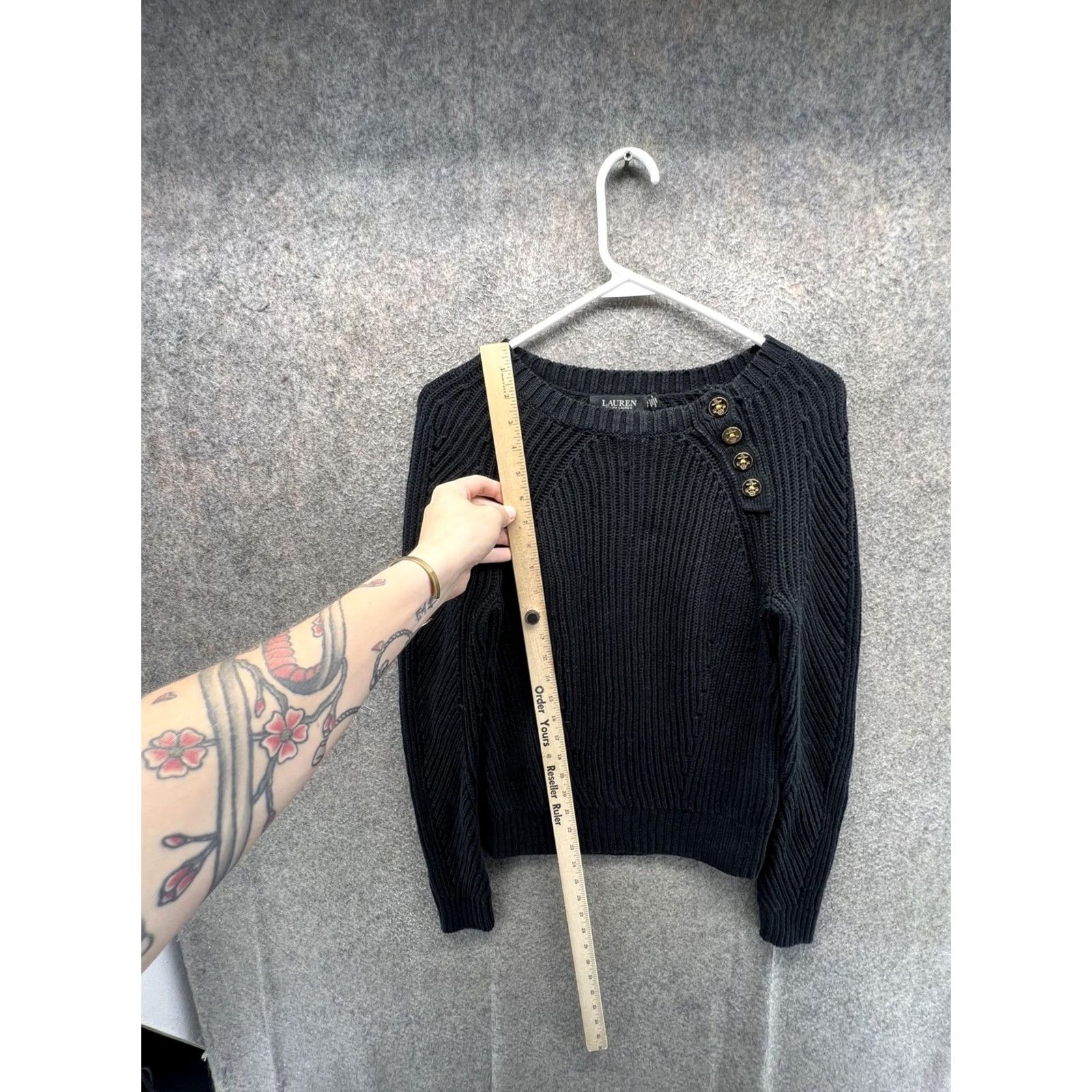 Ralph Lauren VINTAGE Lauren Ralph Lauren Sweater Womens Petite Small Black Raglan Shoulder Knit Pullover Crew Neck Casual Womens Small BlackК Size S / US 4 / IT 40 - 5 Thumbnail