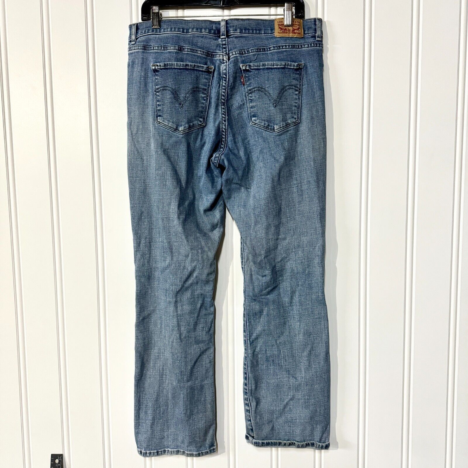 Levi's Levi's Jeans Size 31X30 Classic Bootcut Straight Leg Denim Size US 31 - 6 Thumbnail