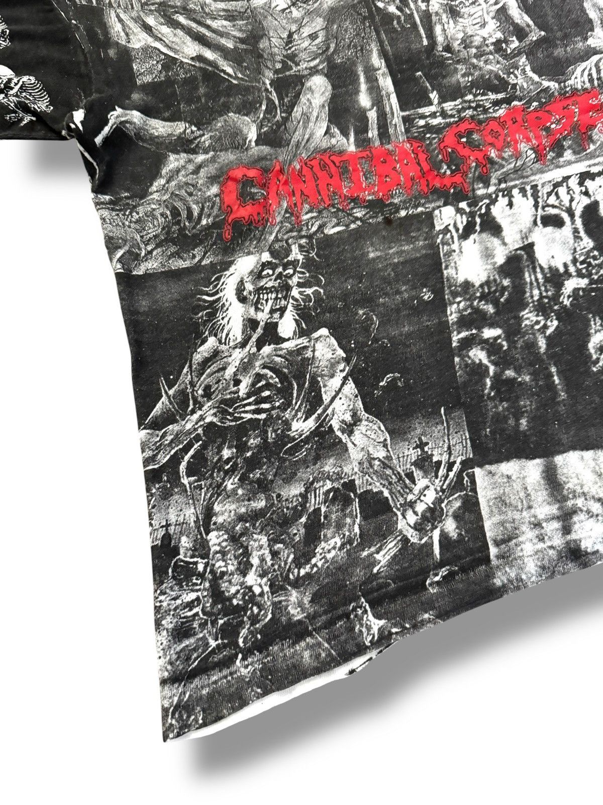 Band Tees *RARE* VINTAGE 1990s 90s CANNIBAL CORPSE AOP T-SHIRT XL Size US XL / EU 56 / 4 - 2 Thumbnail