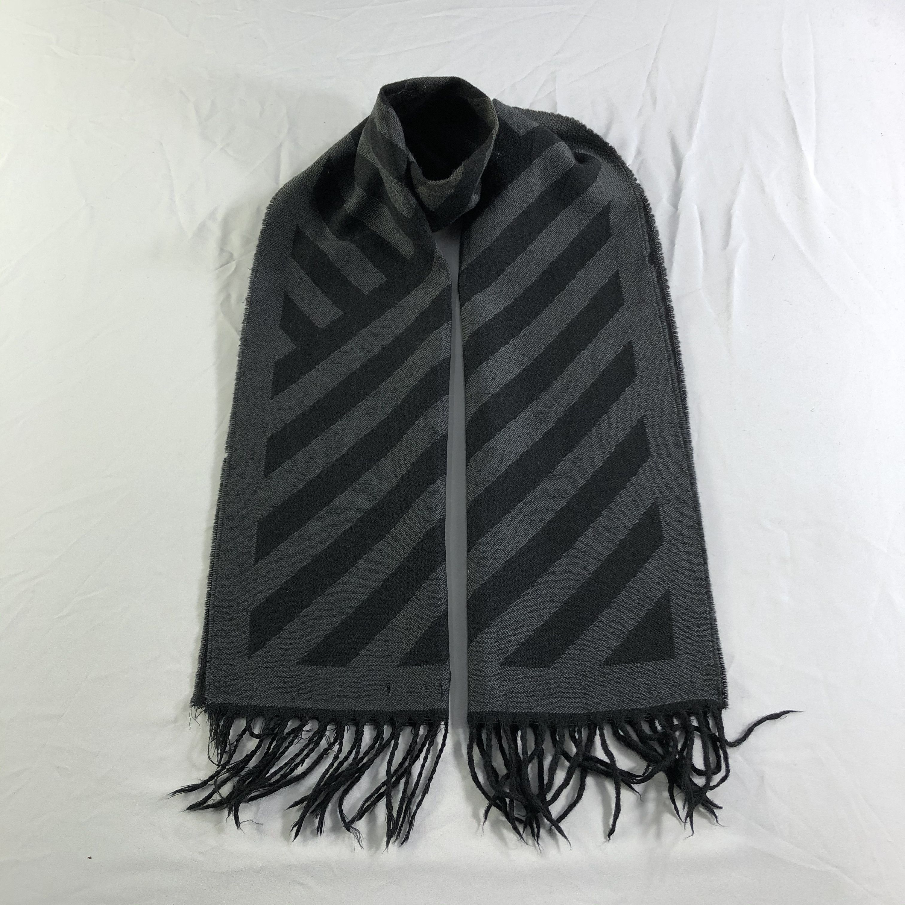 Lanvin Lanvin Wool Scarf Muffler Neckwear V2563 Size ONE SIZE - 1 Thumbnail