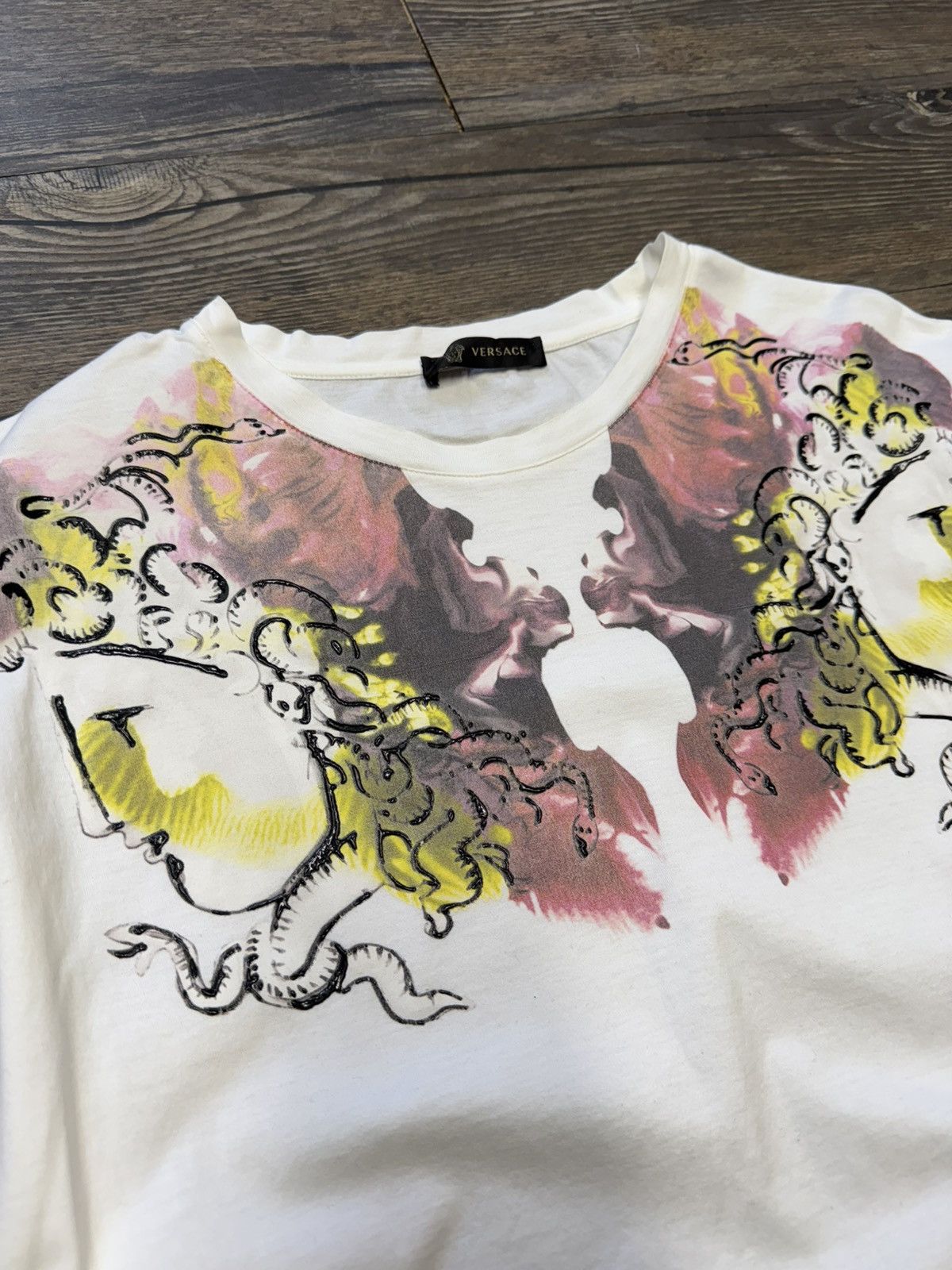 Versace Versace Paint Splattered Graphic Tee Size US XXL / EU 58 / 5 - 4 Thumbnail