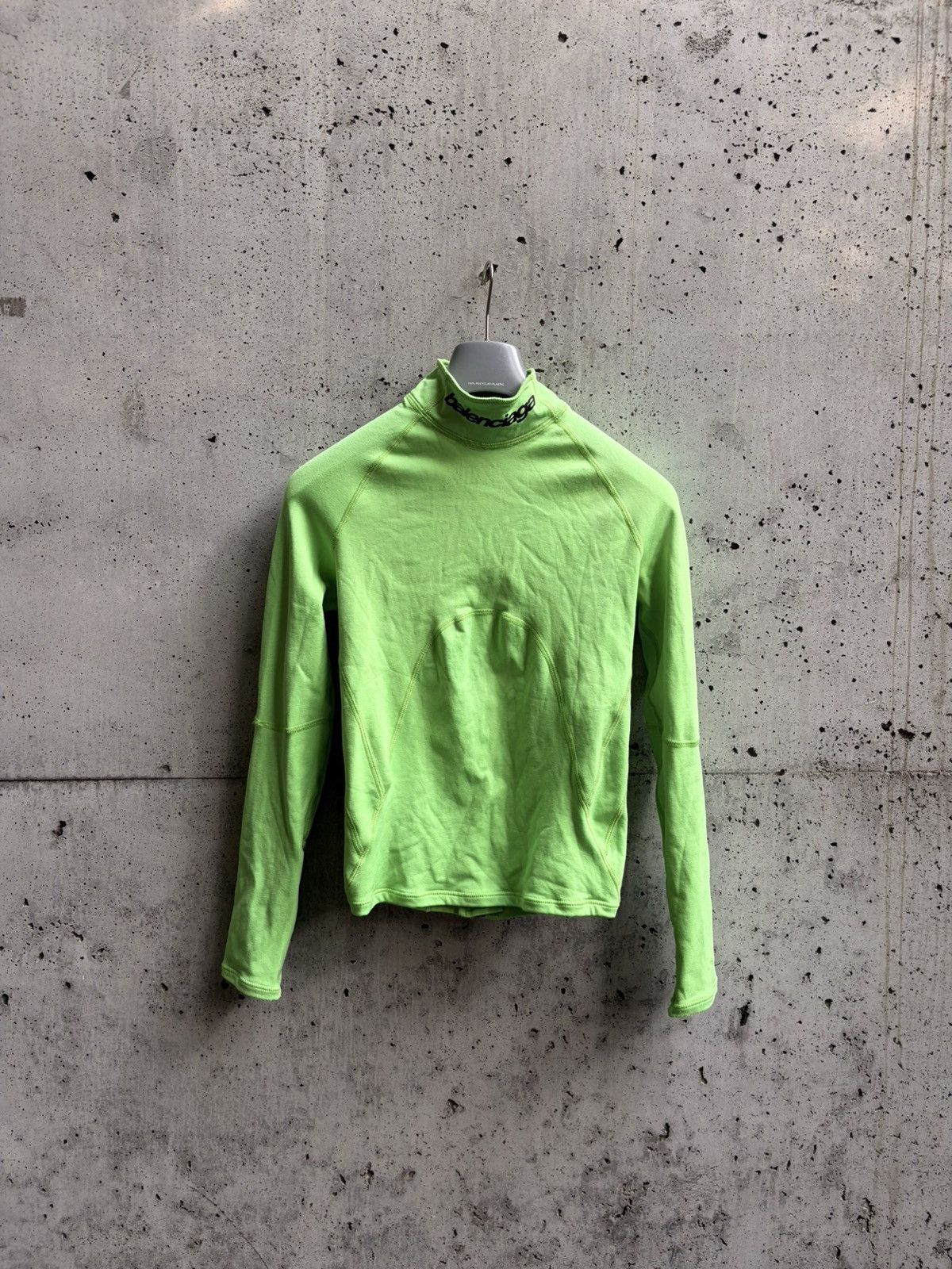 Balenciaga Sample 24 balenciaga demna neoprene zip sweater neongreen Size US S / EU 44-46 / 1 - 2 Thumbnail