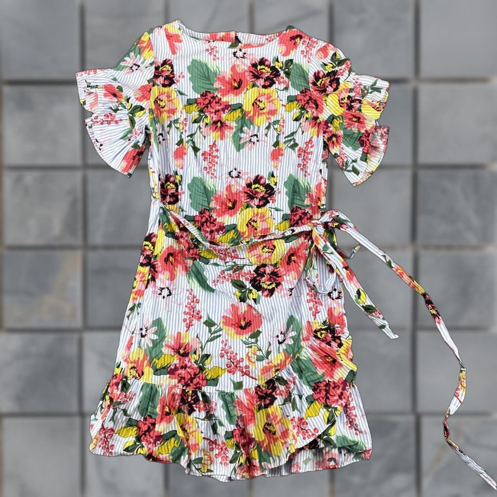 Drew **Drew Women's Blue Floral Wrap Mini Dress USA** User: **Drew Women's Small Blue Floral Wrap Mini Dress USA** Size S / US 4 / IT 40 - 1 Thumbnail