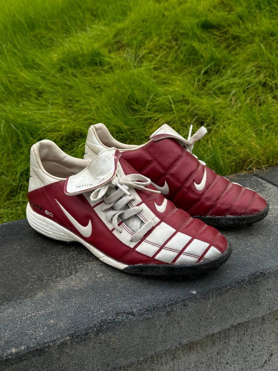 Nike Iconic 2003 Nike Air Zoom Total 90 Soccer Shoes Size US 9.5 / EU 42-43 - 1 Thumbnail