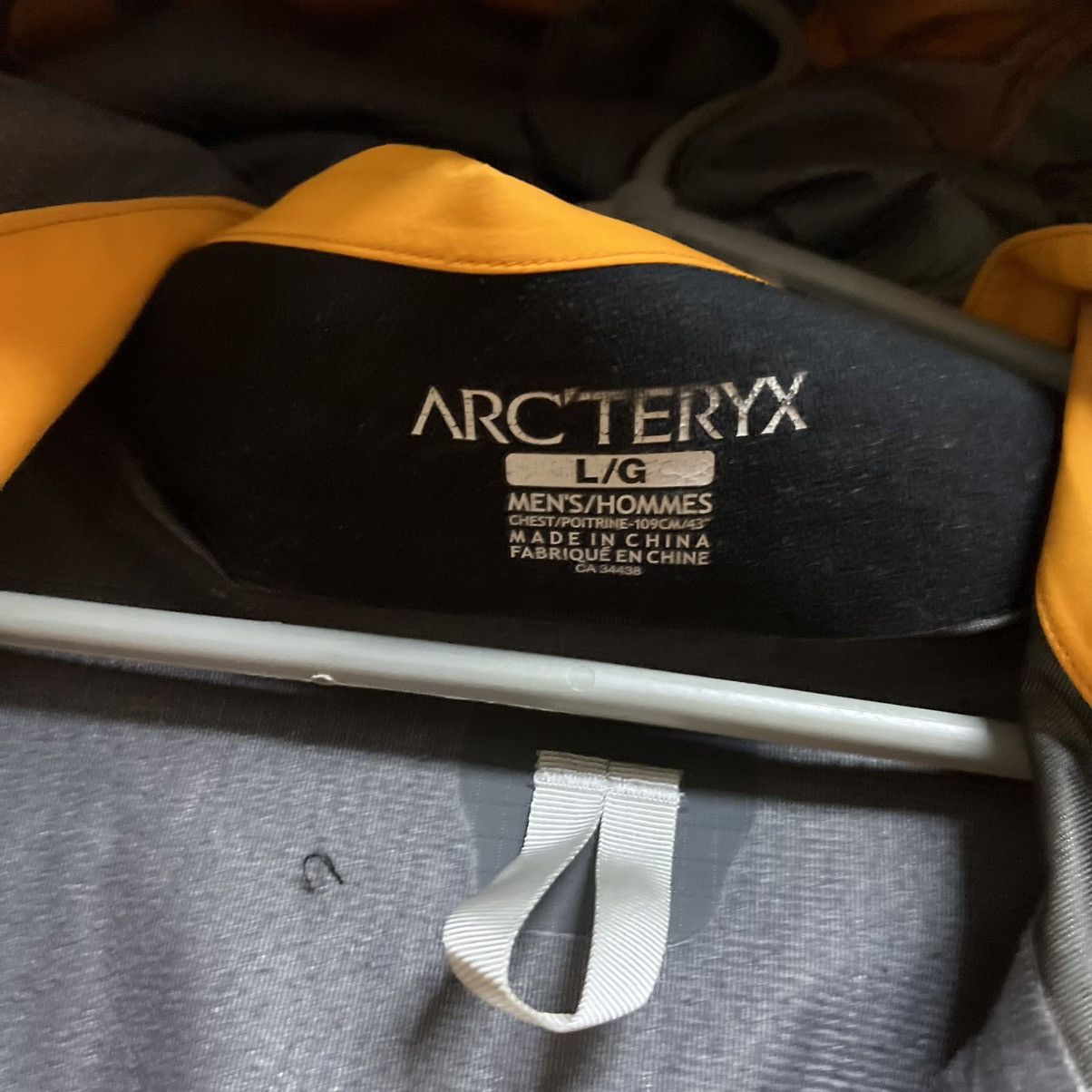 Arc'teryx Men's Arcteryx Beta Gore-Tex Jacket Recco Gorpcore Size US L / EU 52-54 / 3 - 16 Thumbnail