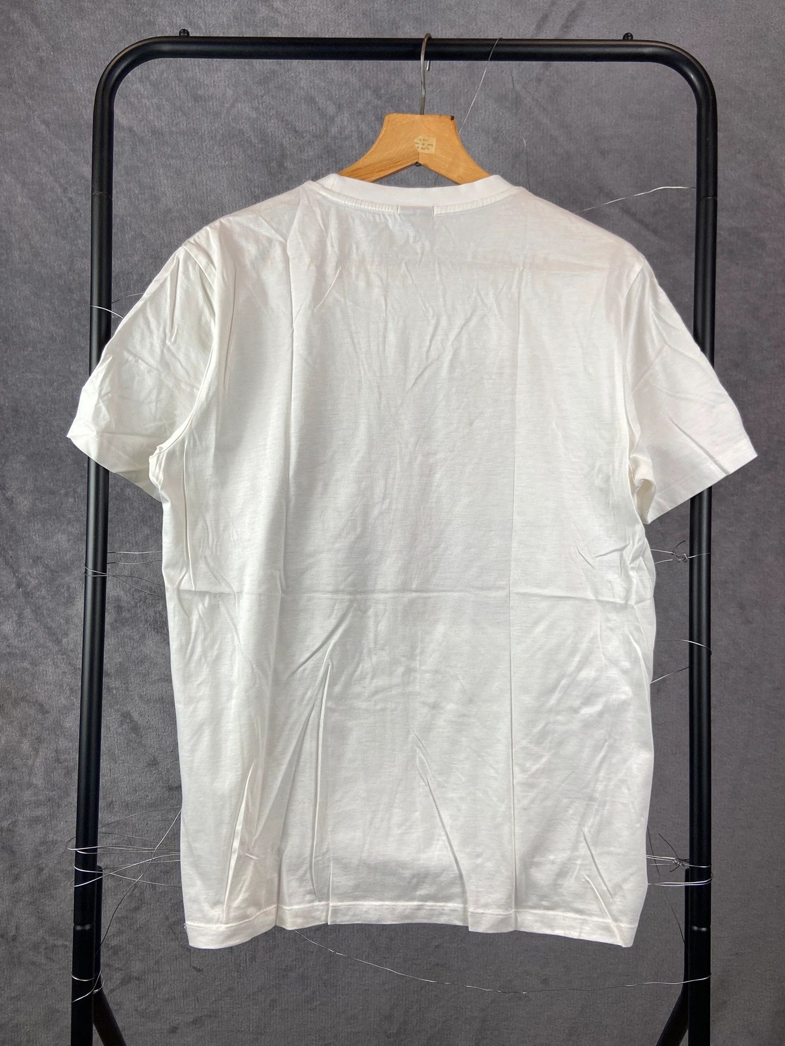 Hugo Boss Hugo Boss White Tee / Quiet Luxury Essential (L) Size US L / EU 52-54 / 3 - 6 Thumbnail