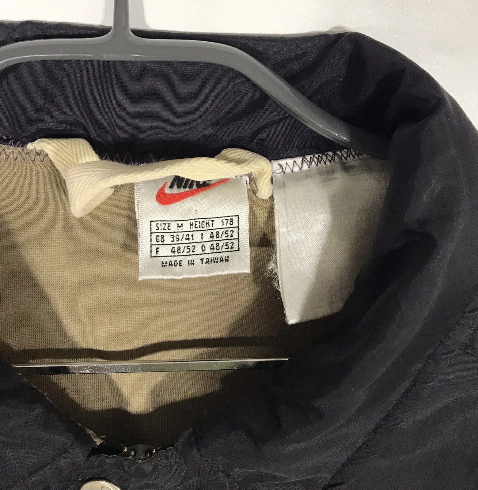 Nike Vintage 90s Nike Jacket Nylon Big Logo Men's Size M Size US M / EU 48-50 / 2 - 10 Thumbnail