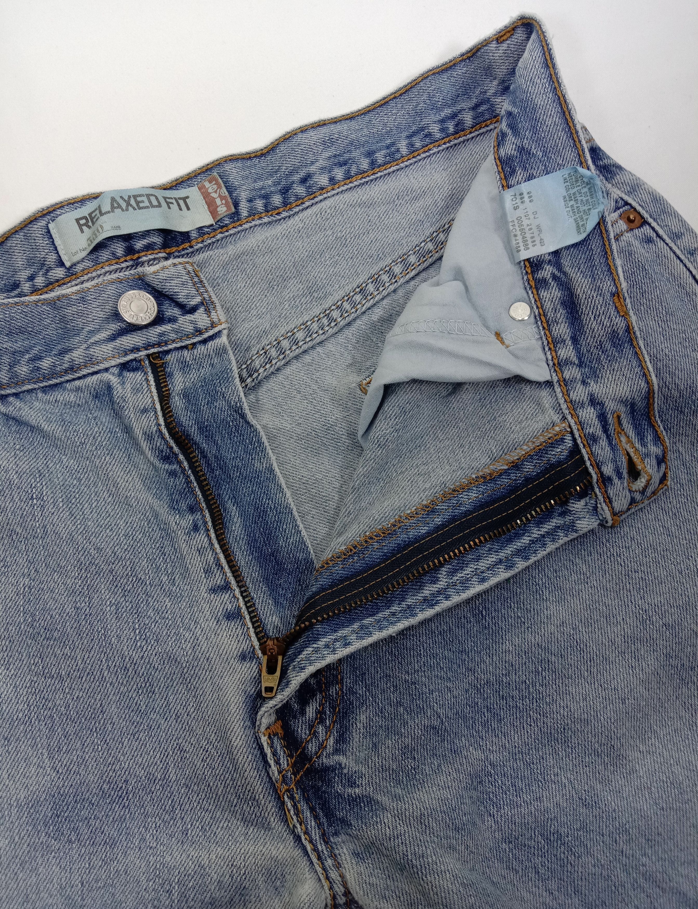 Levi's Vintage Levi's 550 Jeans Light Wash Distressed Denim Size US 34 / EU 50 - 9 Thumbnail