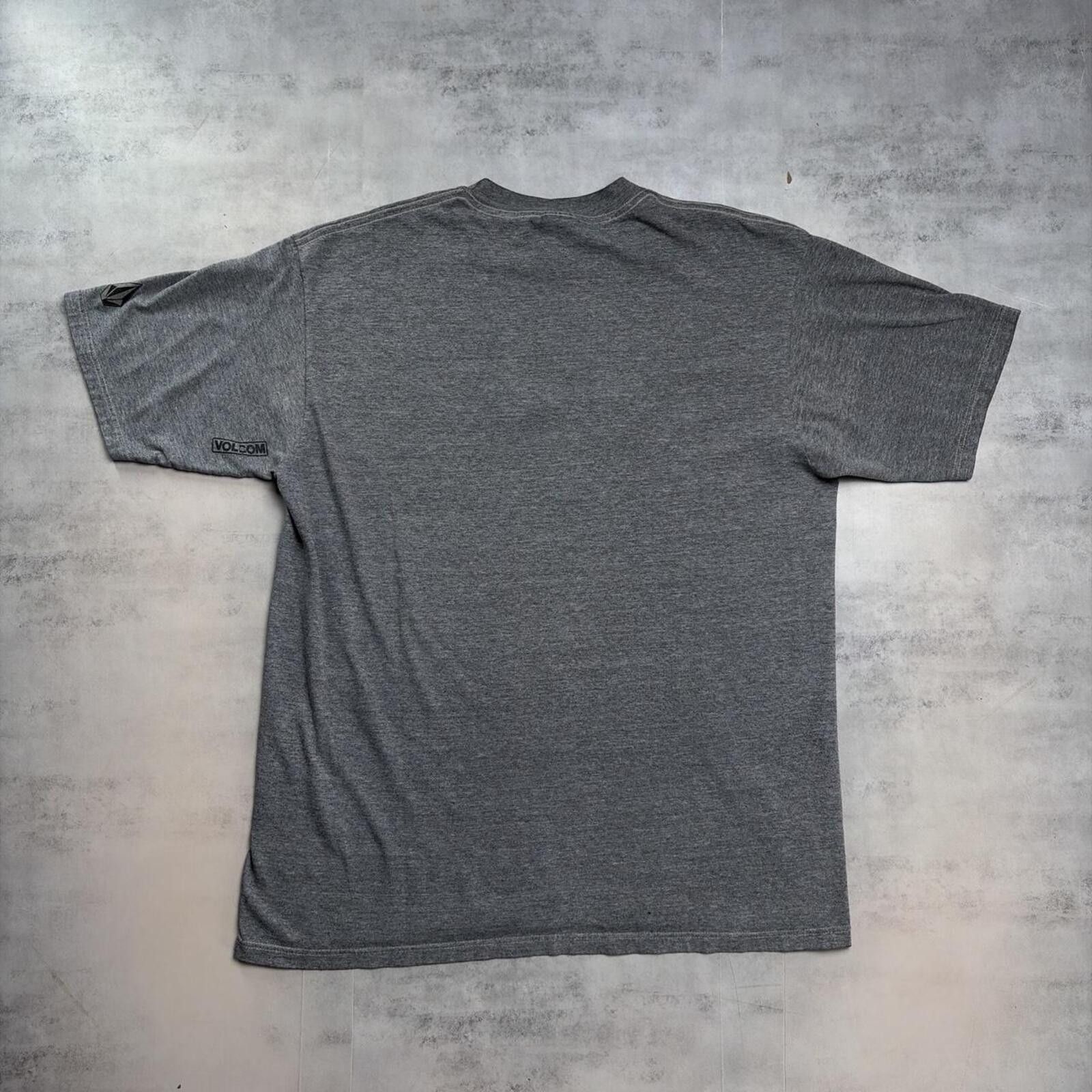 Volcom Y2K Grey Volcom Grunge Skater Gothic T-Shirt Size US XL / EU 56 / 4 - 7 Thumbnail