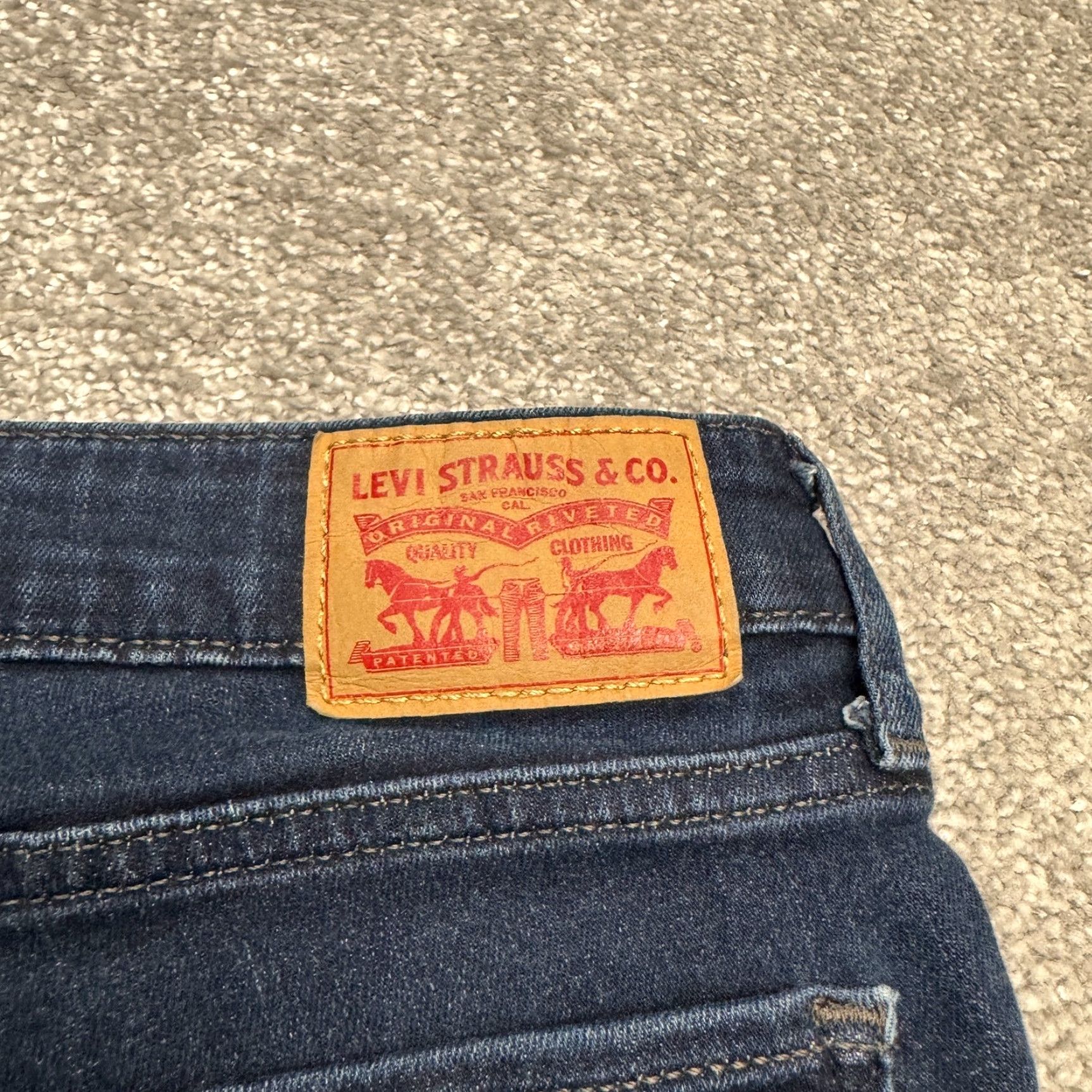 Levi's Levi's 711 Skinny Denim Jeans Womens 30 Dark Blue Wash Mid Rise Casual Stretch Slim Fit City Grunge Classic Mens Womens Size 30" / US 8 / IT 44 - 7 Thumbnail
