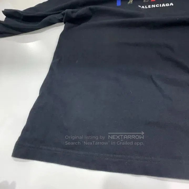 Balenciaga Balenciaga Black Long Sleeve Graphic T. Size US S / EU 44-46 / 1 - 7 Thumbnail