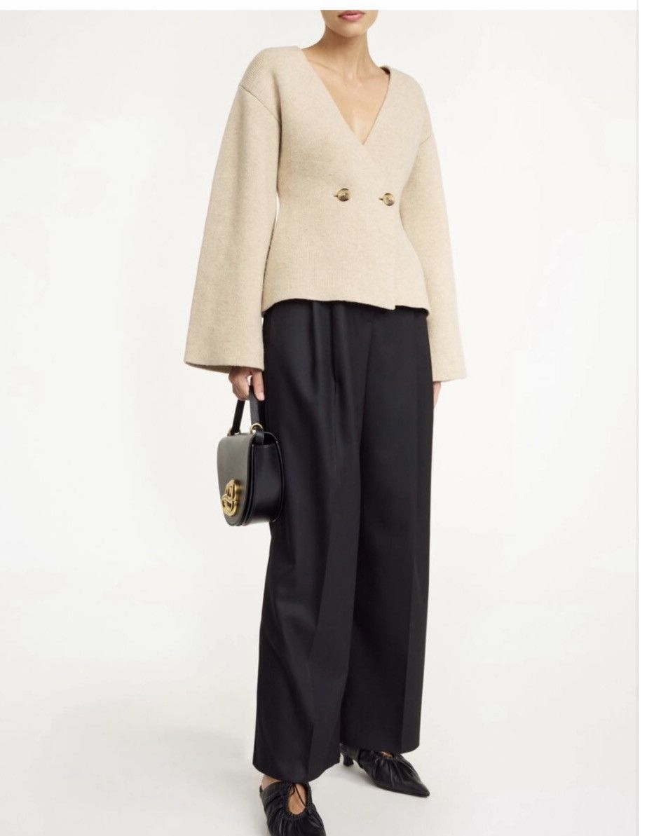 By Malene Birger By Malene Birger New structured knit cardigan, beige, size M Size M / US 6-8 / IT 42-44 - 2 Thumbnail