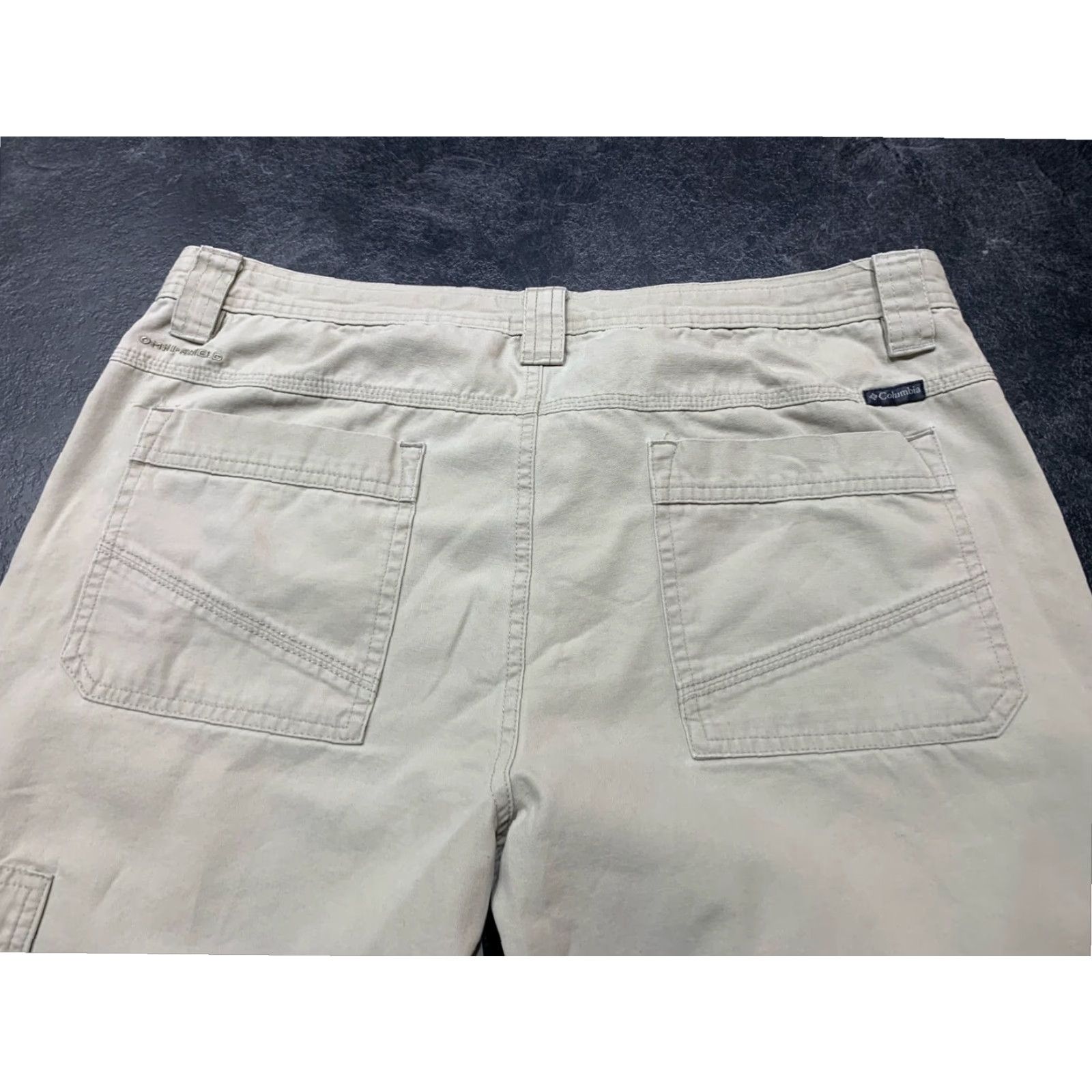 Vintage Mens Columbia Cargo Pants 36x30 Beige Omni-Shield Hiking Outdoors Cotton Size US 36 / EU 52 - 4 Thumbnail