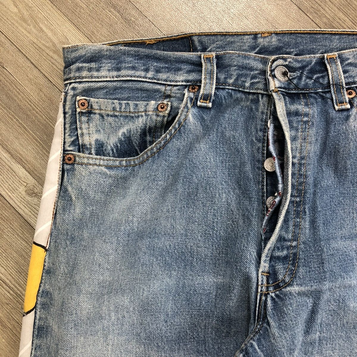Levi's Vintage Clothing 🇺🇸90’s Levis 501 Distressed Cartoon Mickey Mouse Rework Jeans Size US 32 / EU 48 - 13 Thumbnail