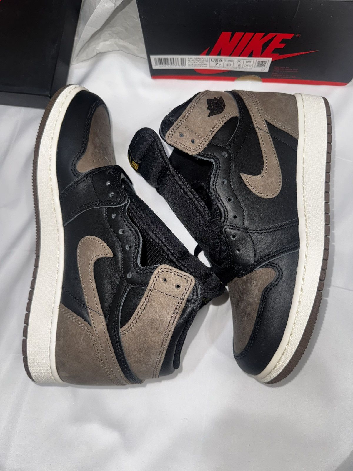 Jordan Brand Air Jordan 1 Retro High OG 'Palomino' Size US 8.5 / IT 38.5 - 2 Thumbnail
