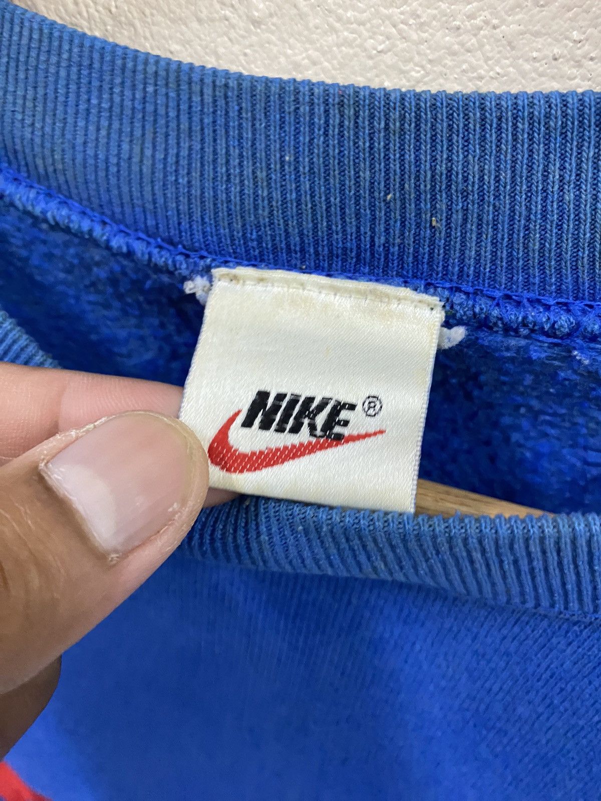 Nike Rare Vtg NIkE Swoosh Logo Size US L / EU 52-54 / 3 - 9 Thumbnail