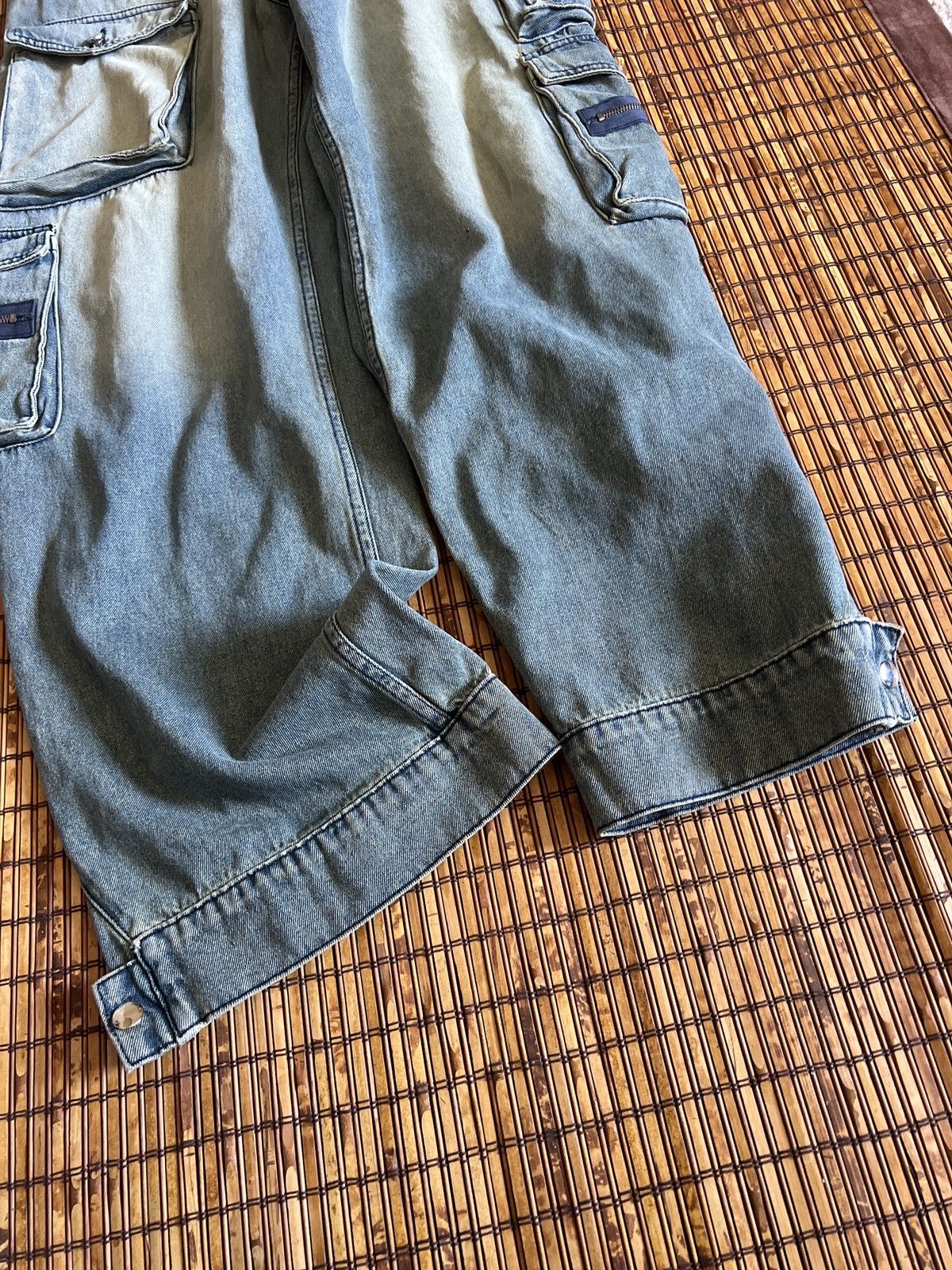 EB Denim EB Denim Cargo Pants in Light Blue Wash Denim New with Tags Size 34" / US 12 / IT 48 - 9 Thumbnail