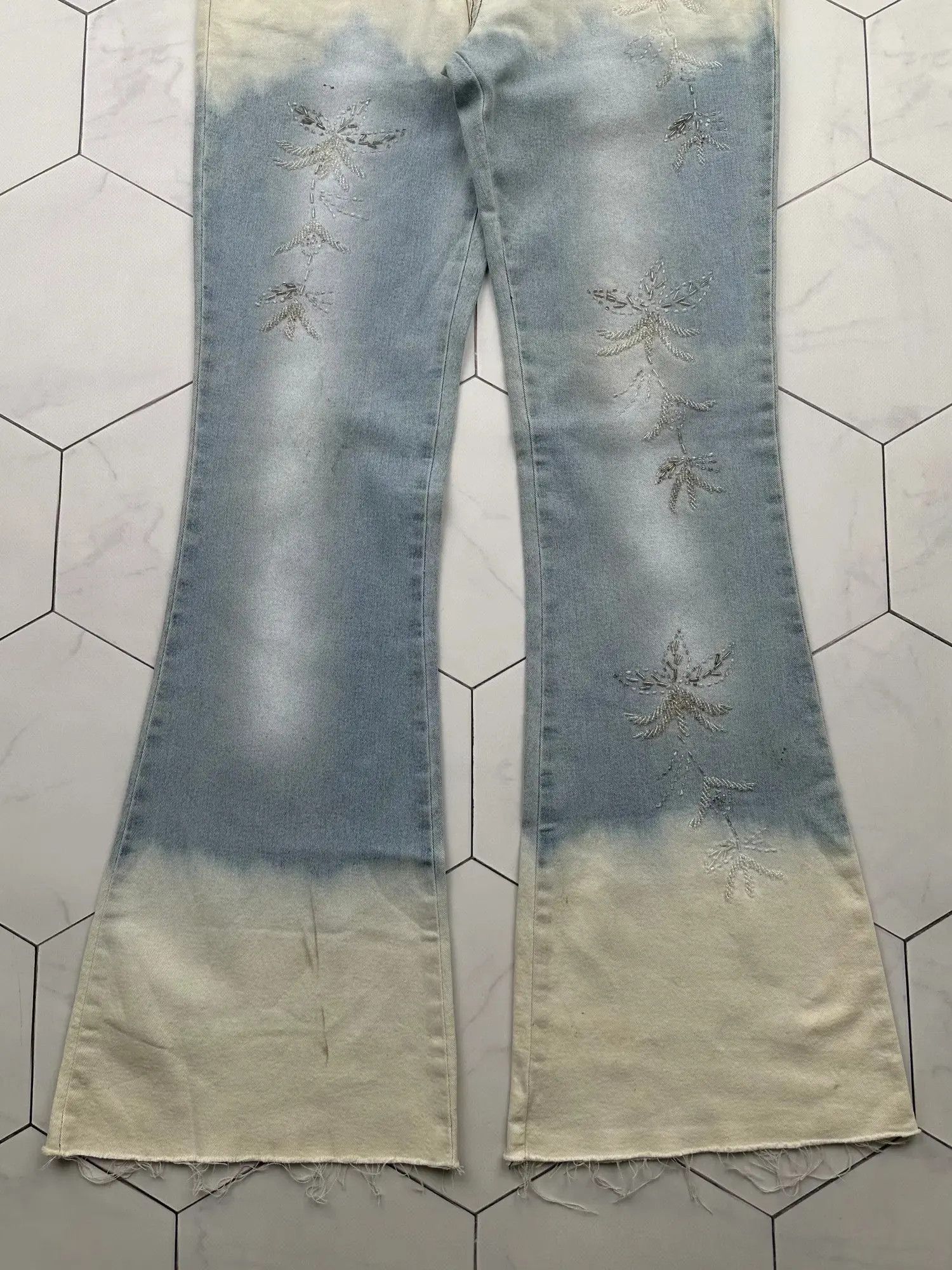 Japanese Brand Vintage Gradient Flare Jeans E2 Size 27" / US 4 / IT 40 - 3 Thumbnail