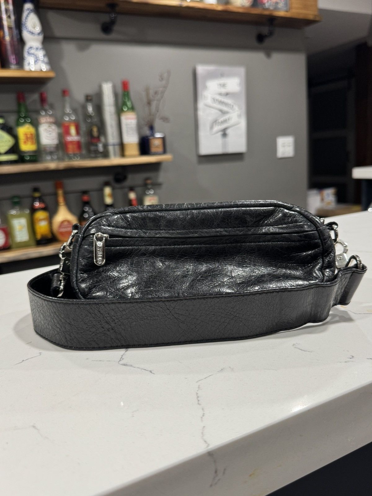 Danier Vintage Danier Leather Crossbody Bag Y2K Shoulder Pouch Size ONE SIZE - 1 Thumbnail