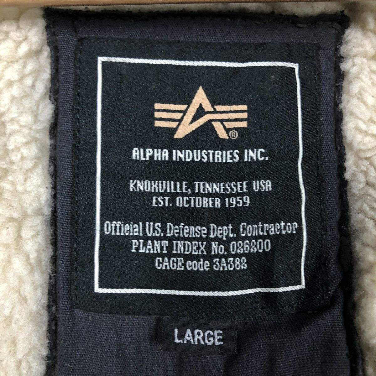 Alpha Industries VINTAGE SHEARLING LEATHER SHEEPSKIN JACKET ALPHA INDUSTRIES Size US L / EU 52-54 / 3 - 20 Thumbnail