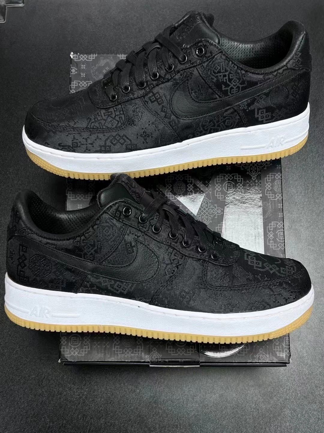 Nike nike clot black silk shoes size 43 Size US 10 / EU 43 - 4 Thumbnail