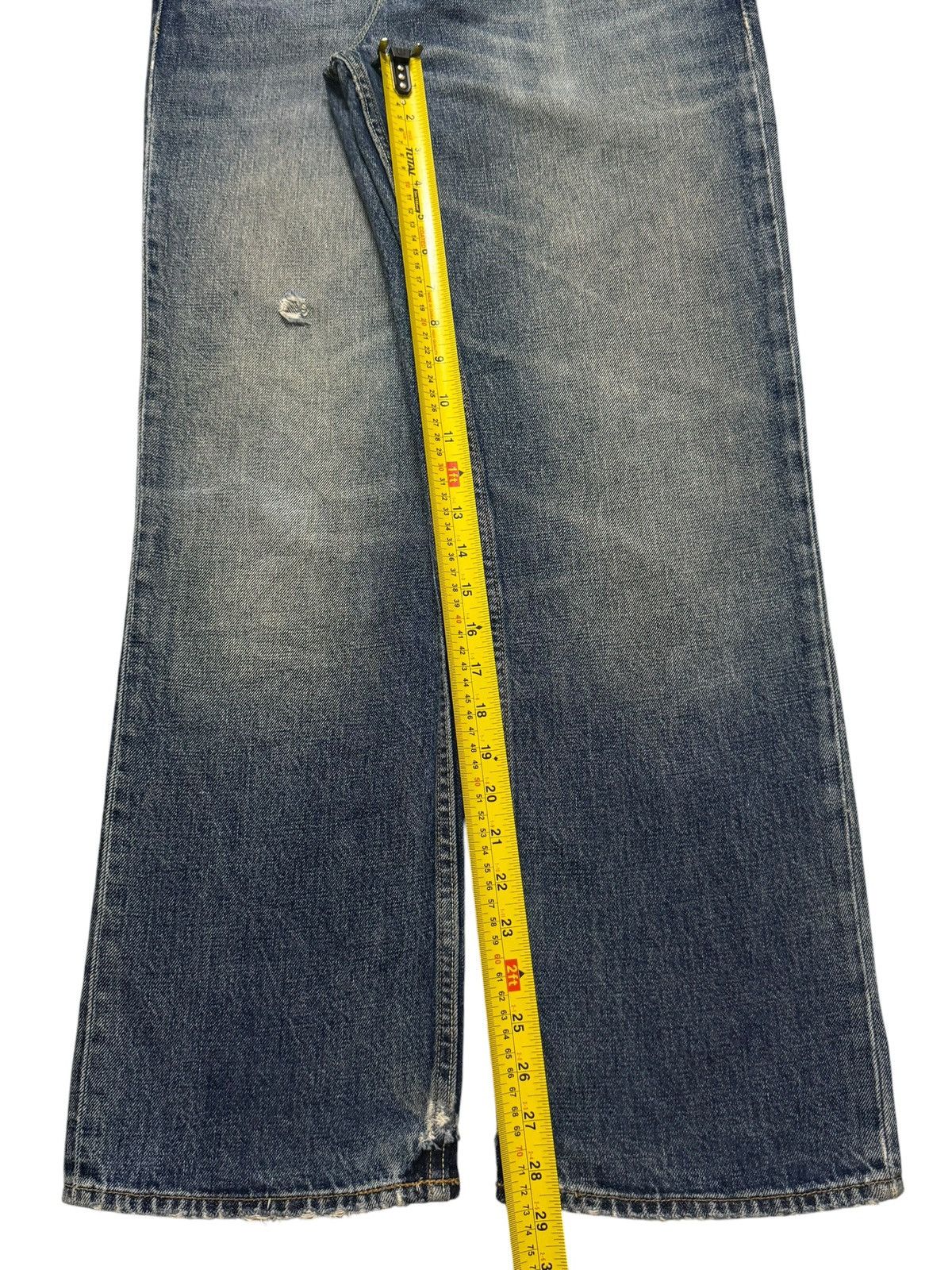 Gap Vintage Y2K Gap Blue Faded Wash Whiskers Straight Leg Jeans Size US 31 - 10 Thumbnail