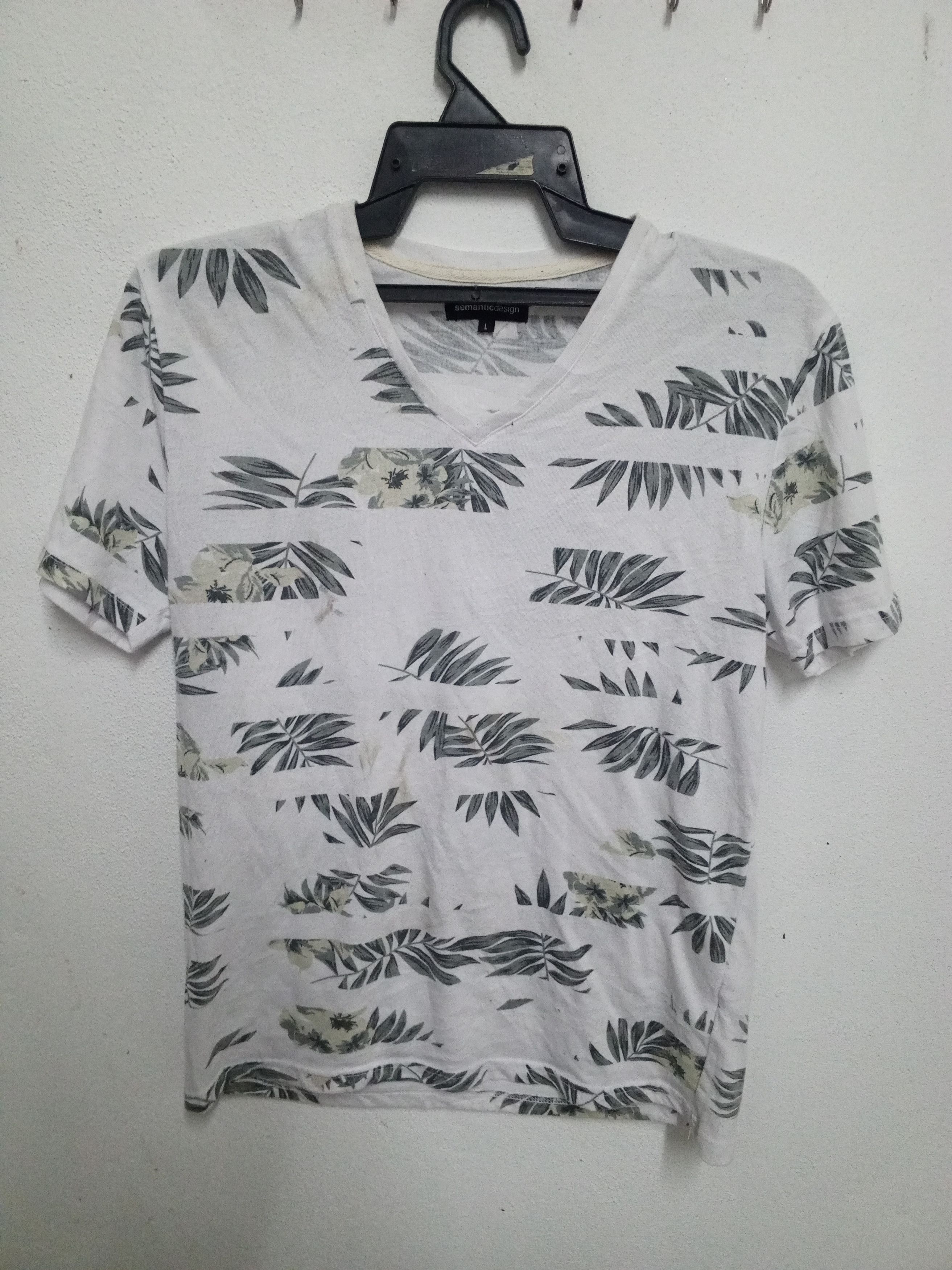 semanticdesign semanticdesign tshirt flowers design Size US M / EU 48-50 / 2 - 1 Thumbnail