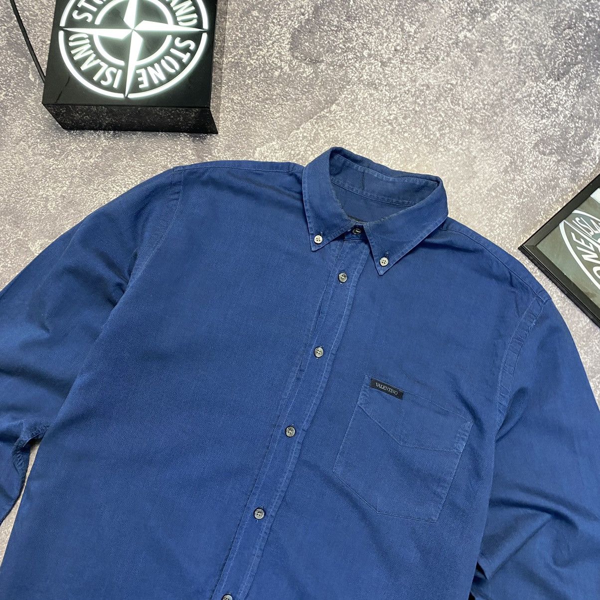 Valentino Luxury Valentino Jeans Small Basic logo Blue vintage shirt Size US L / EU 52-54 / 3 - 2 Thumbnail