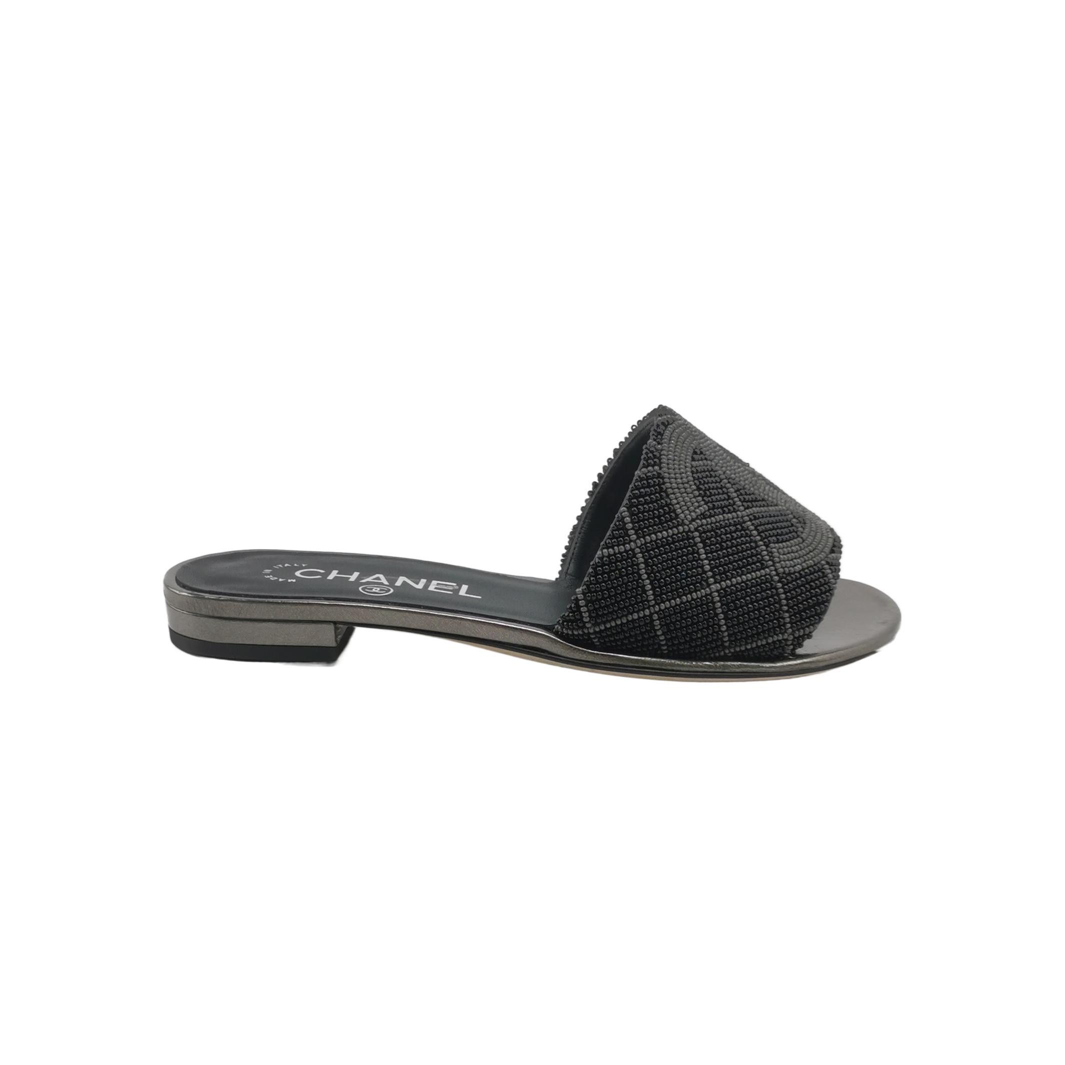 Chanel Chanel Women 5 Sandals Size US 5 / IT 35 - 1 Thumbnail