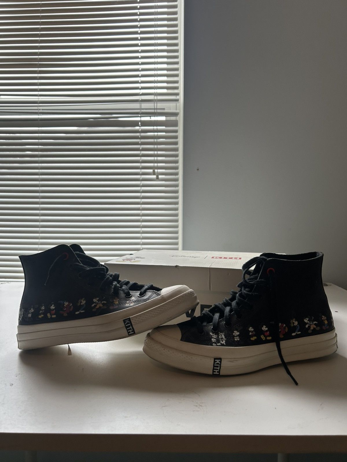 Converse × Disney × Kith Kith x Disney x Converse Size US 9.5 / EU 42-43 - 1 Thumbnail