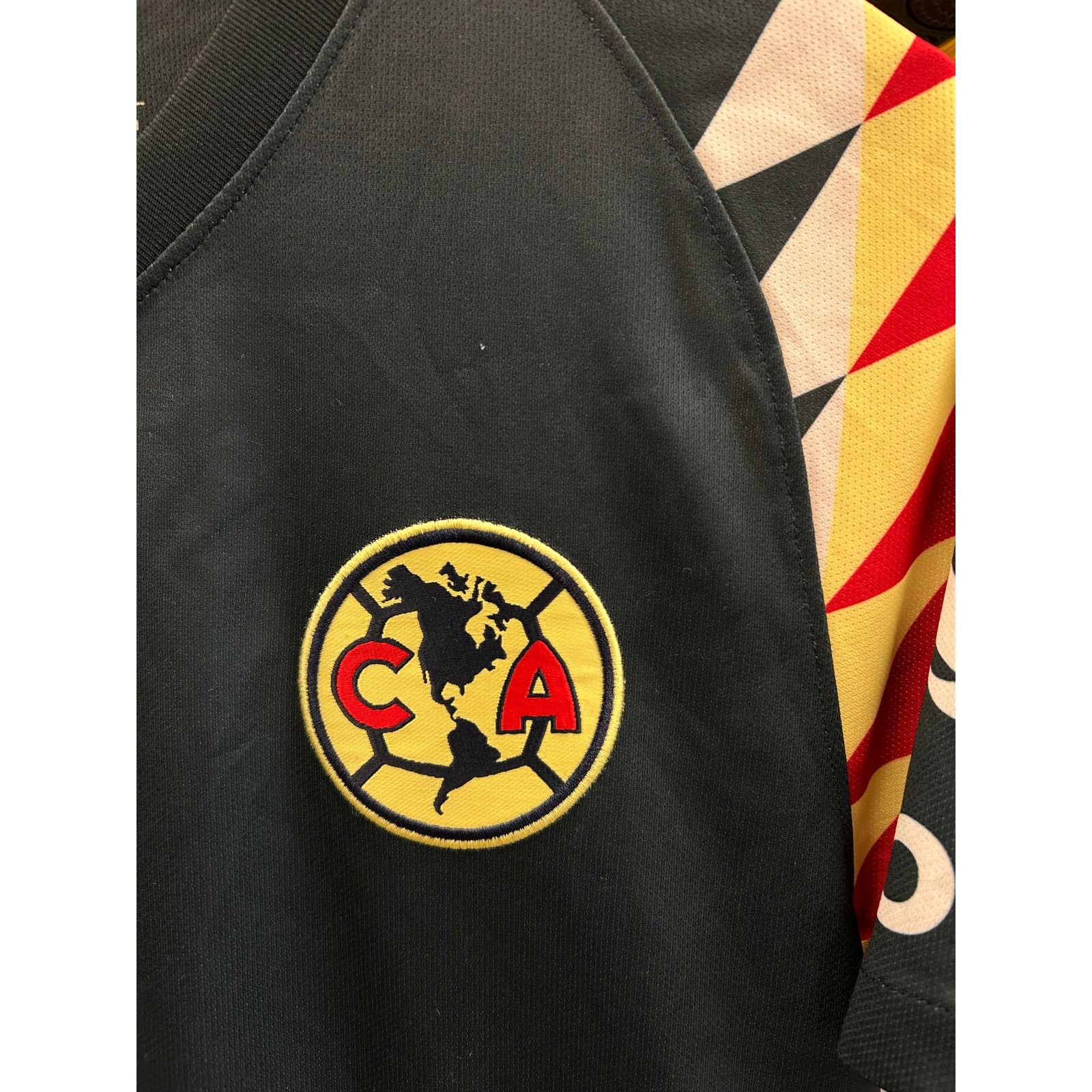 Club América 2019–2020 away kit Soccer Jersey size Medium M