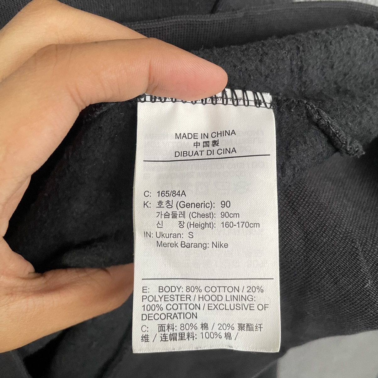 Nike Vintage Nike SB OG Logo Black Pullover Hoodie Small Size Size US S / EU 44-46 / 1 - 5 Thumbnail