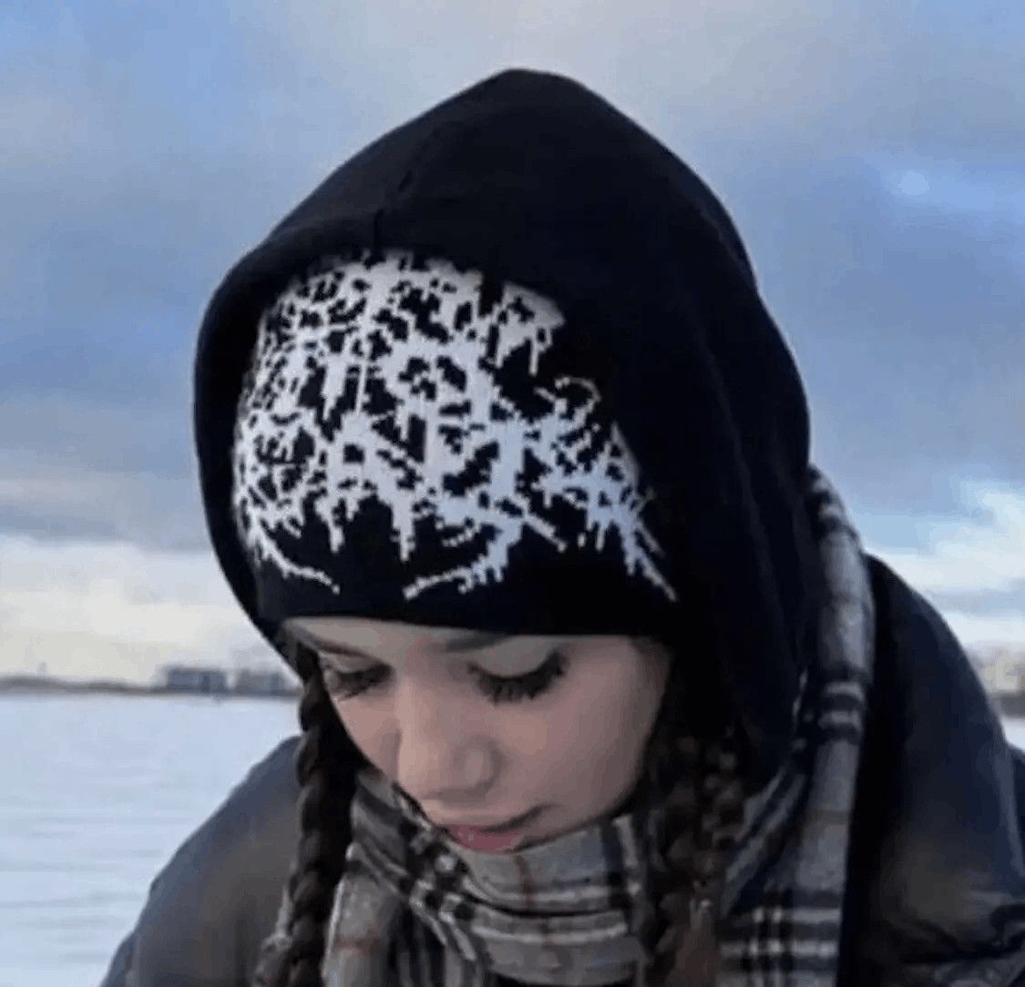 Japanese Brand Black and White y2k Beanie Size ONE SIZE - 3 Thumbnail