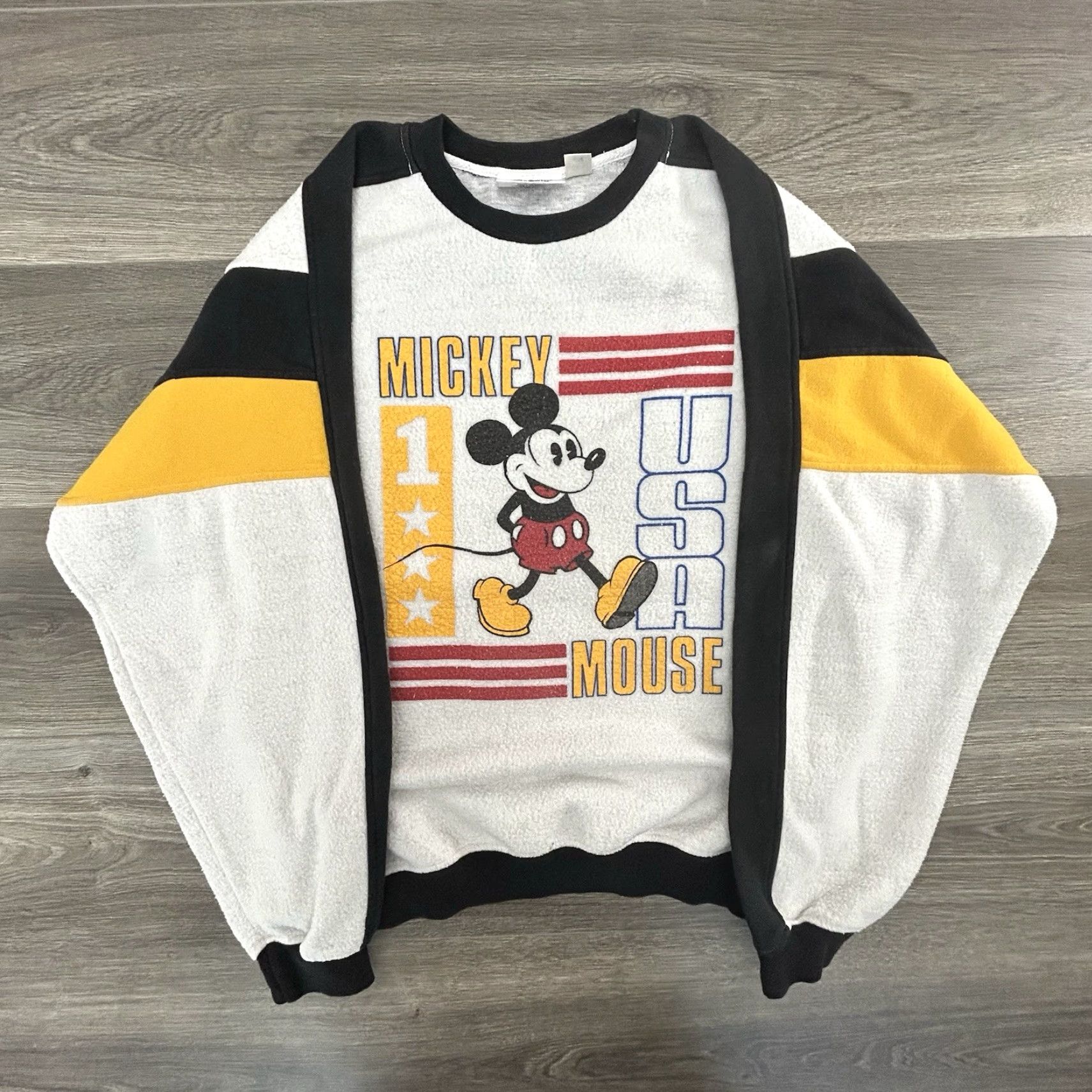 Disney VINTAGE Disney Sweatshirt Mickey Mouse Adult Medium US White Crew Neck Long Sleeve Fleece Cotton Graphic Print 80s 90s USA-Made Shirt Mens Size US M / EU 48-50 / 2 - 2 Thumbnail