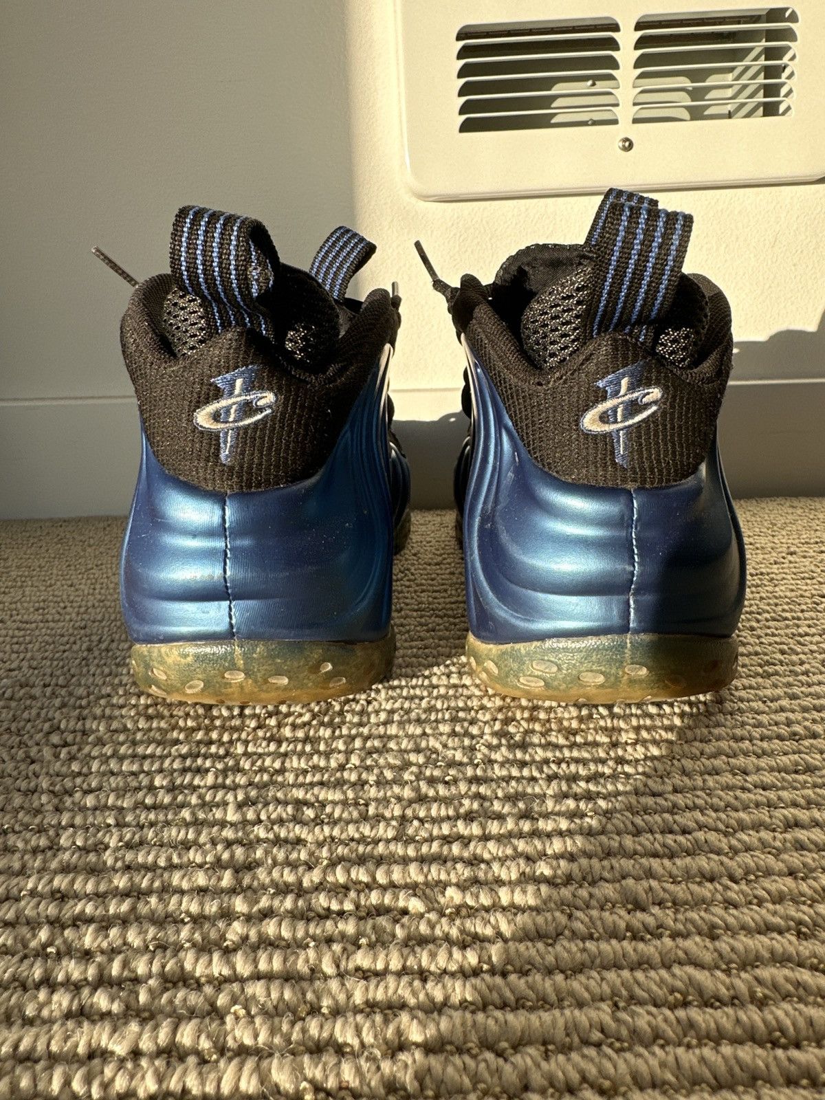 Nike Nike royal blue foamposite Size US 9 / EU 42 - 3 Thumbnail