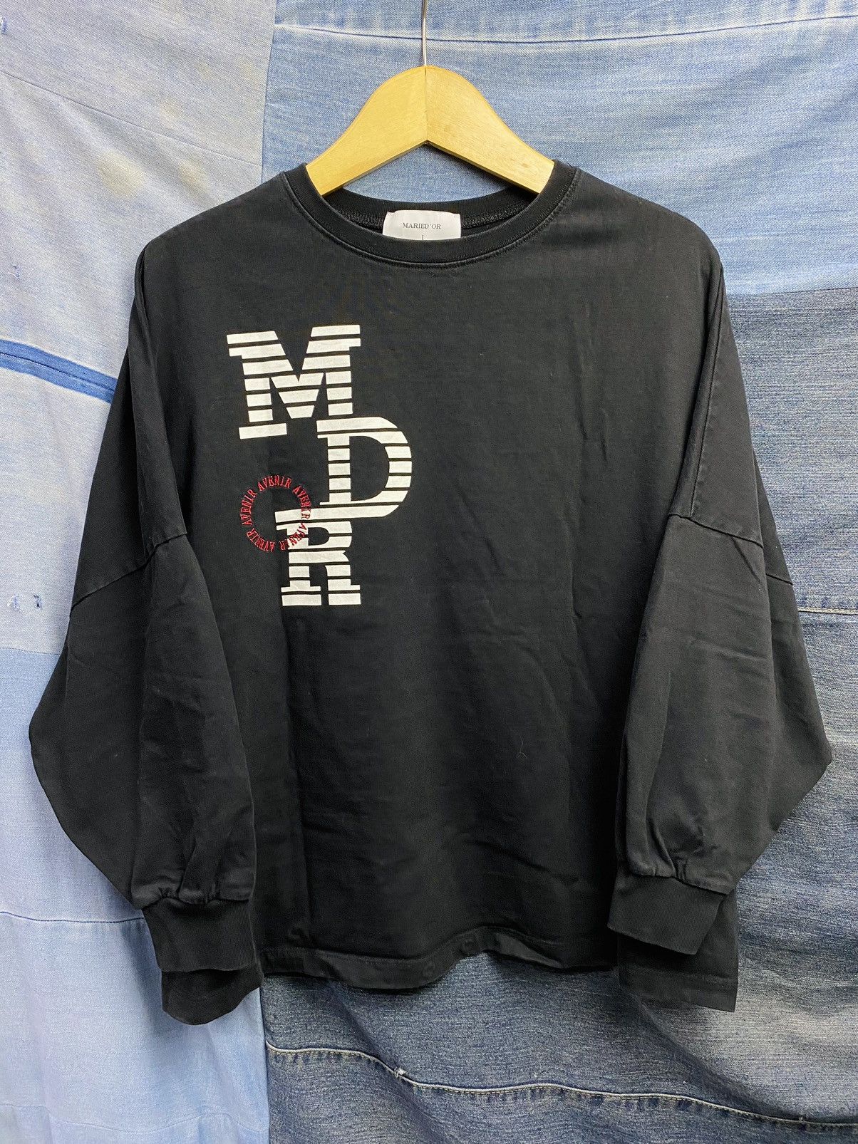 20471120 × Beauty Beast × Japanese Brand maried'or oversize longsleeve undefined japan Size US M / EU 48-50 / 2 - 2 Thumbnail