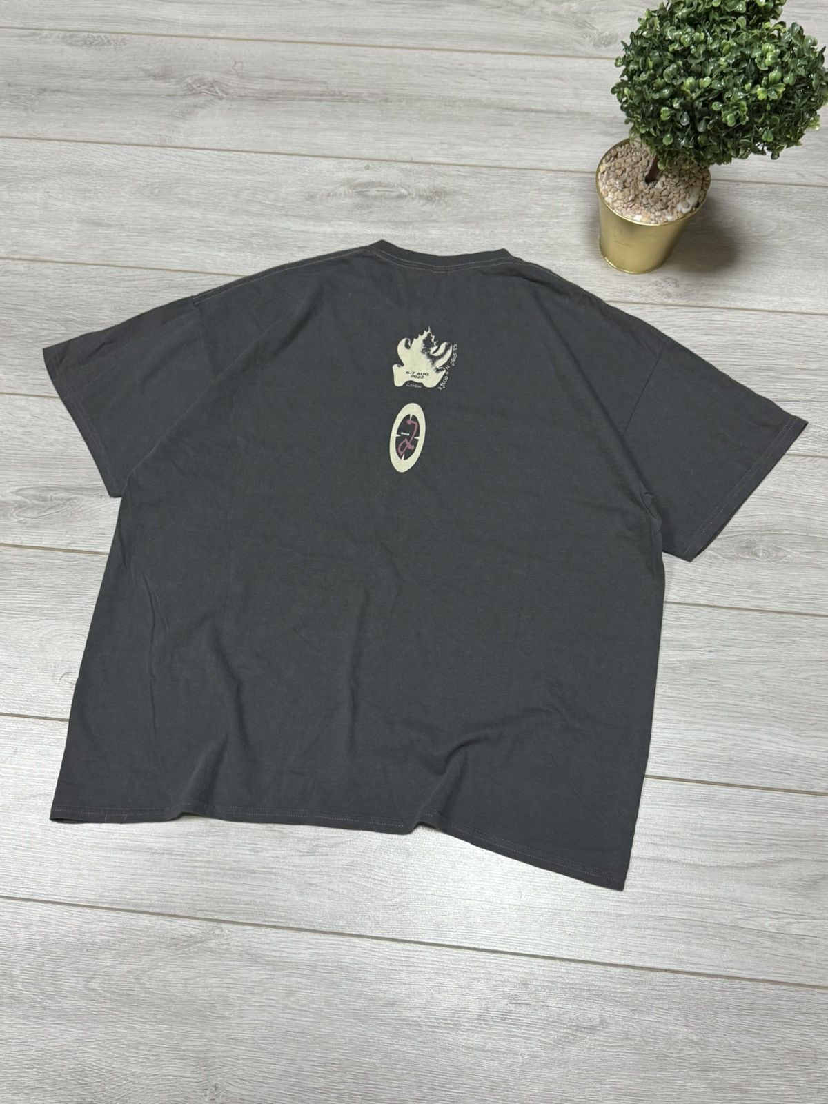 Travis Scott Travis Scott A Sight To See O2 Live Tee Size US XL / EU 56 / 4 - 2 Thumbnail