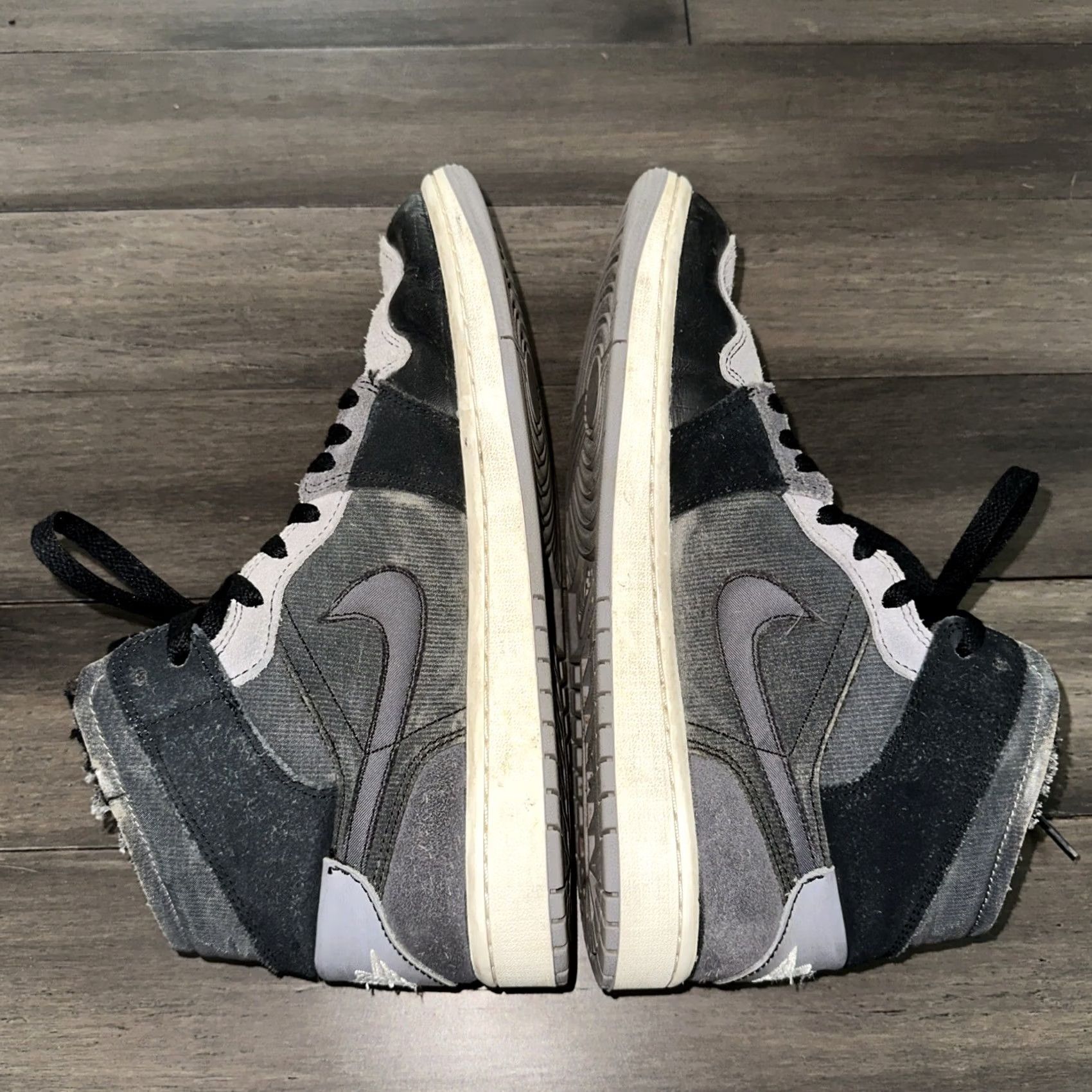 Nike Nike Air Jordan Craft Inside Out Black Cement Grey DM9652-001 Men’s 9 Shoes Mid SE Black Grey Nike Jordan 1 Mid SE Men’s 9 Size US 9 / EU 42 - 7 Thumbnail
