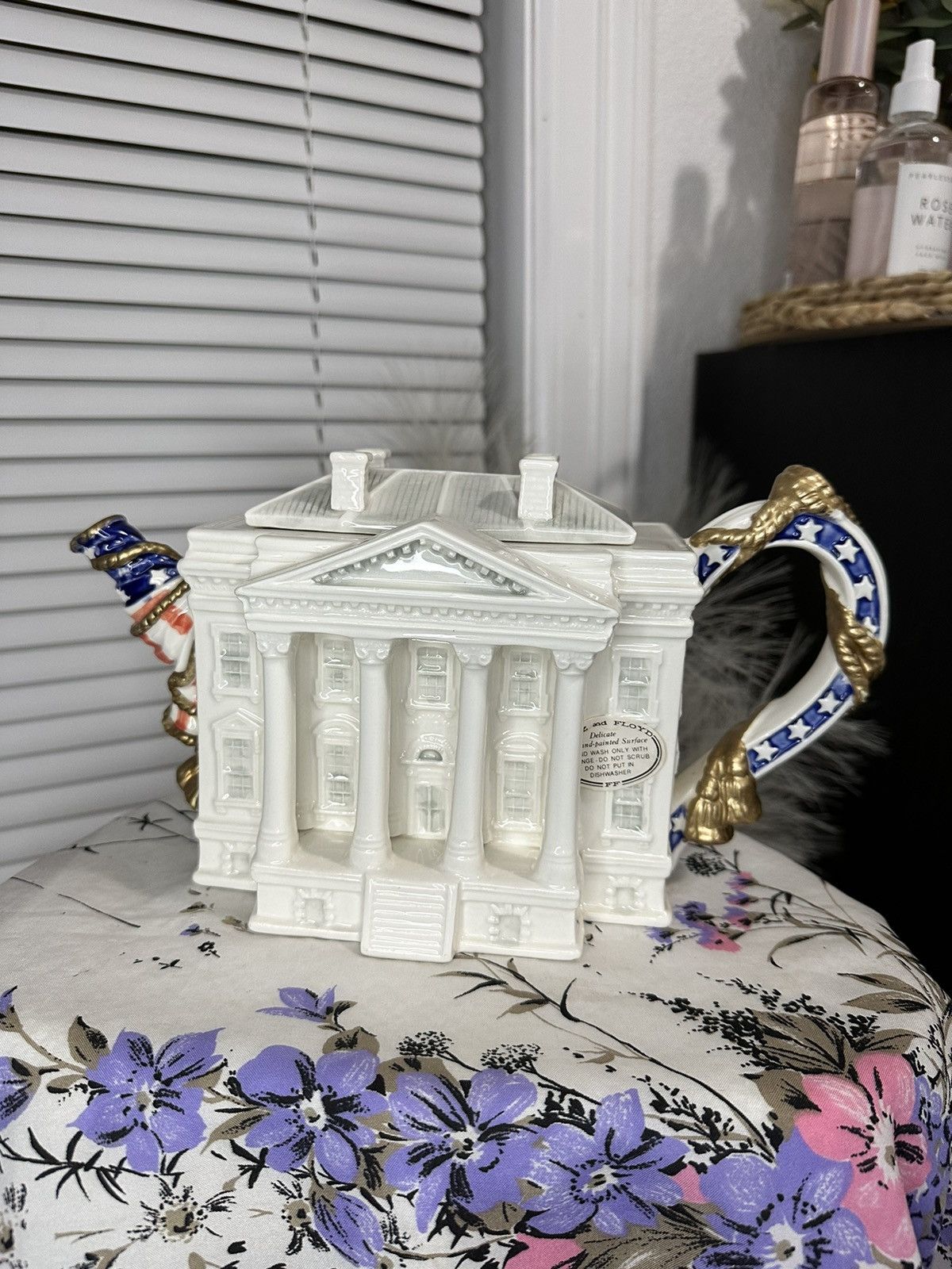 The White House Teapot