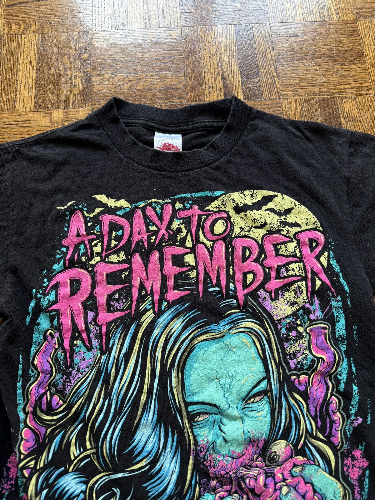 Vintage Vintage Y2K A Day to Remember Zombie Graphic Band Tee Size US S / EU 44-46 / 1 - 3 Thumbnail