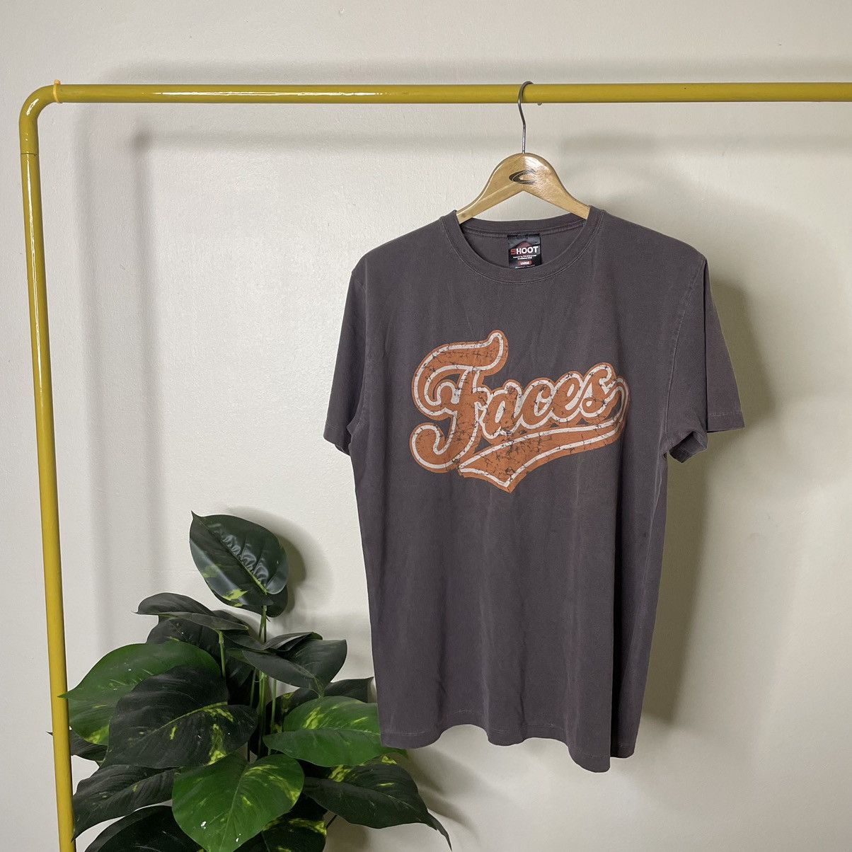 Band Tees × Vintage Vintage 2000s Faces English Rock Band T Shirt Rod Stewart Size US L / EU 52-54 / 3 - 1 Thumbnail
