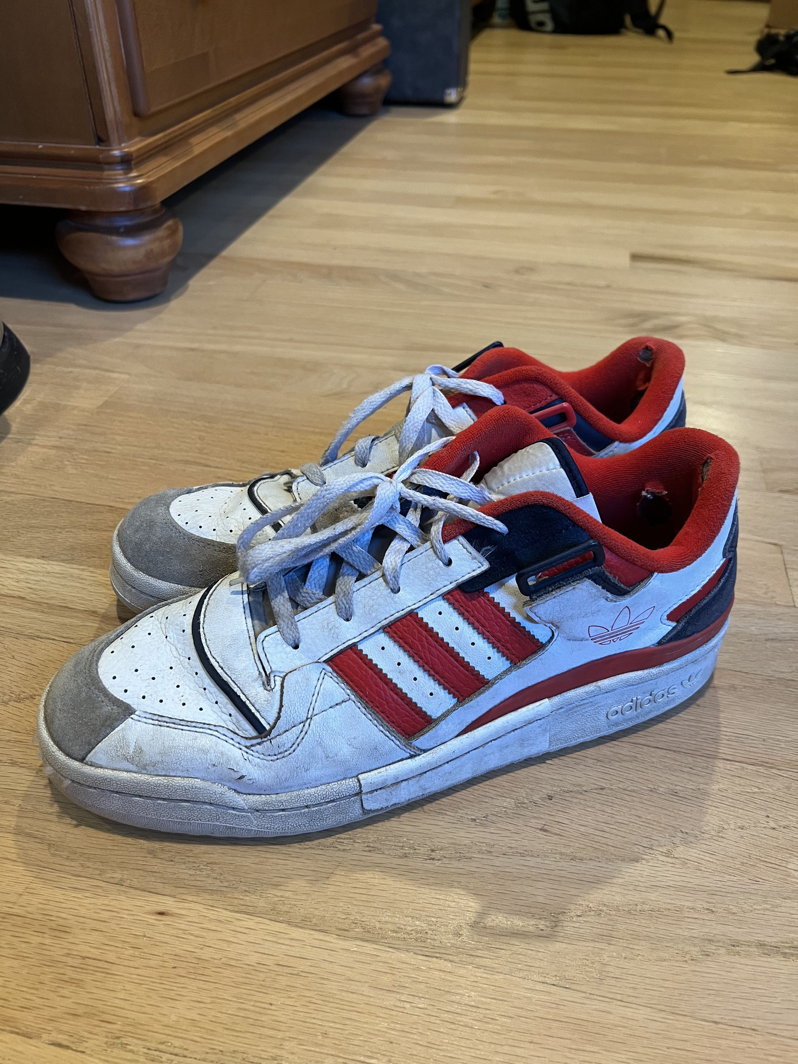 Adidas Adidas Forum Exhibit Low Cloud White Red GZ5391 | Grailed