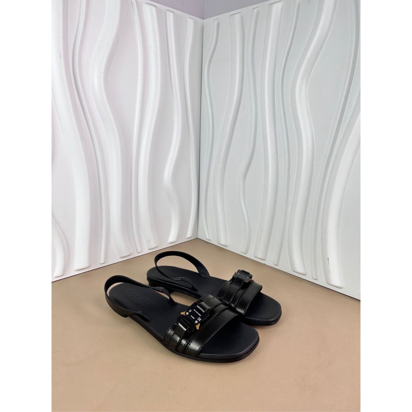 Alyx 1017 Alyx 9SM Black Flat Sandals With Buckle Square Toe Vero Size US 7 / IT 37 - 9 Thumbnail