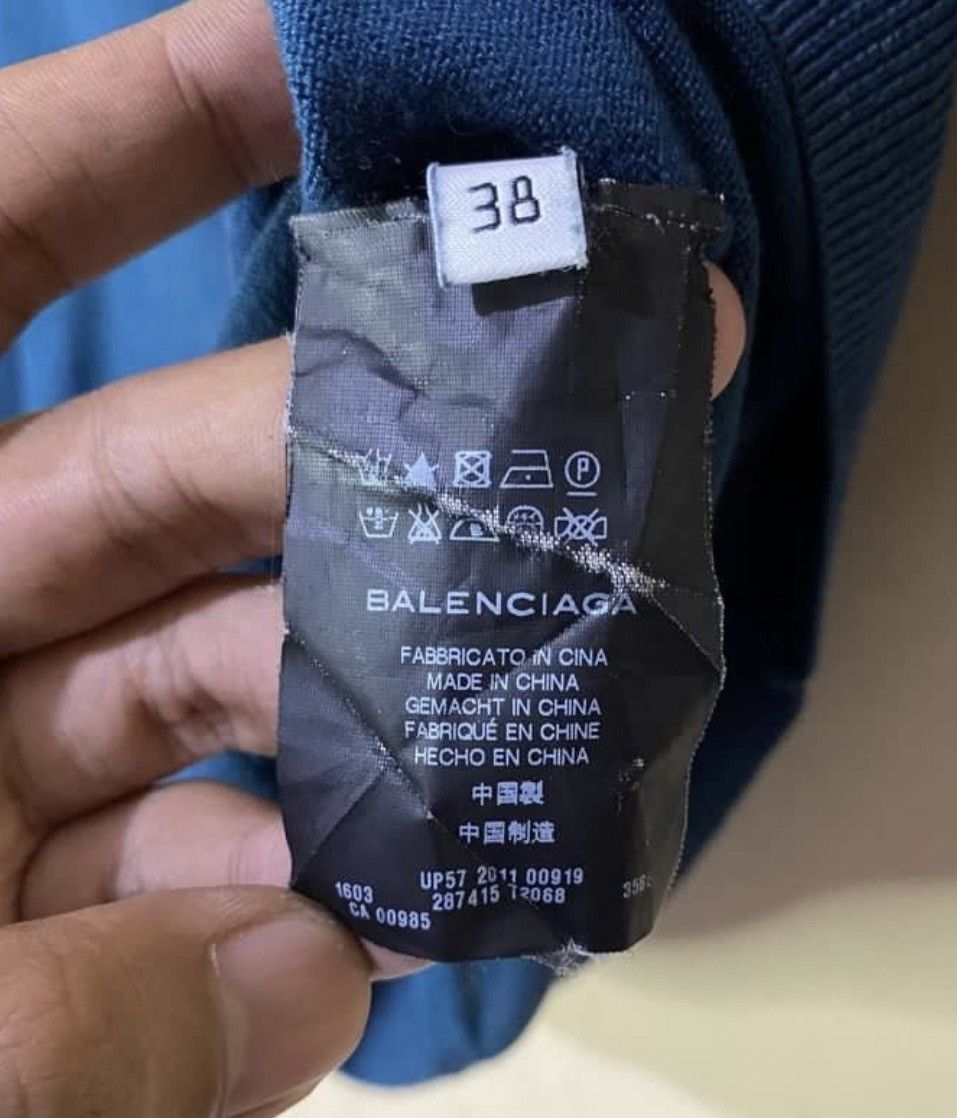 Balenciaga Balenciaga Knit V Neck Size S / US 4 / IT 40 - 2 Thumbnail