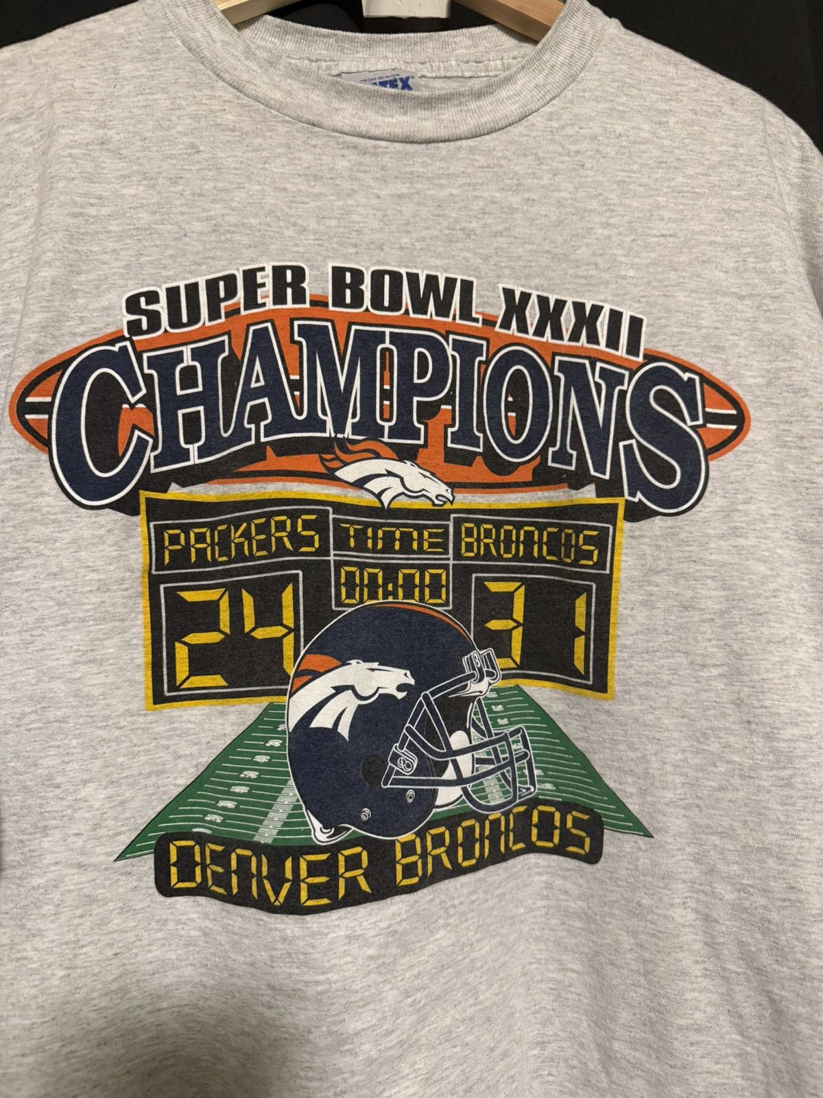 NFL × Tultex Vintage NFL Broncos Super bowl XXXII tee Size US XXL / EU 58 / 5 - 3 Thumbnail