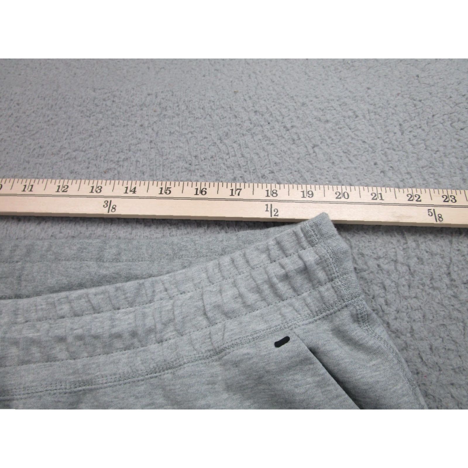 Nike Nike Sweatpants Mens 2XL Tech Fleece Joggers Drawstring Tapered Pockets Gray DA2043-063 Size US 39 - 5 Thumbnail