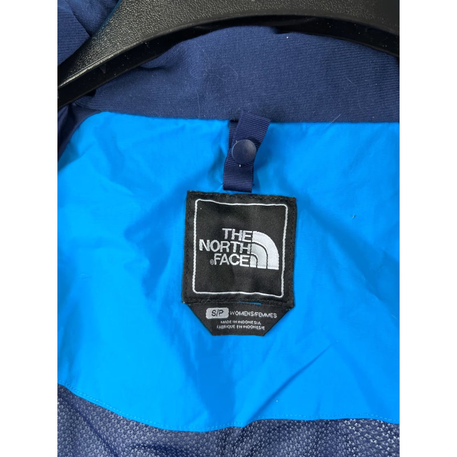 The North Face The North Face Jacket Womens Small Blue HyVent Windbreaker Weatherproof Windbreaker Jacket Blue Womens S The North Face Size S / US 4 / IT 40 - 4 Thumbnail