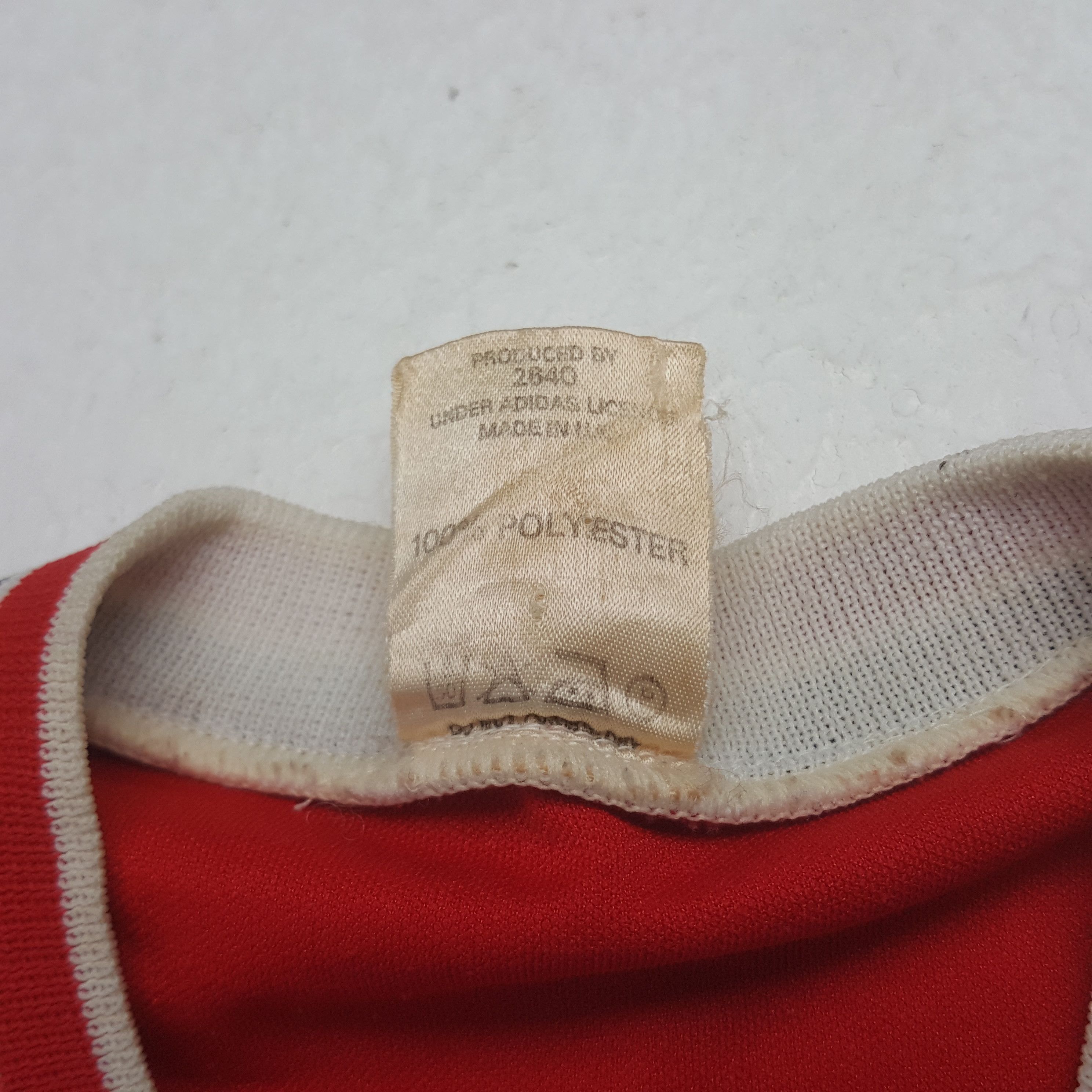 Adidas Vintage ADIDAS Manchester United 1984/1986 Jersey Shirt Size US XS / EU 42 / 0 - 7 Thumbnail