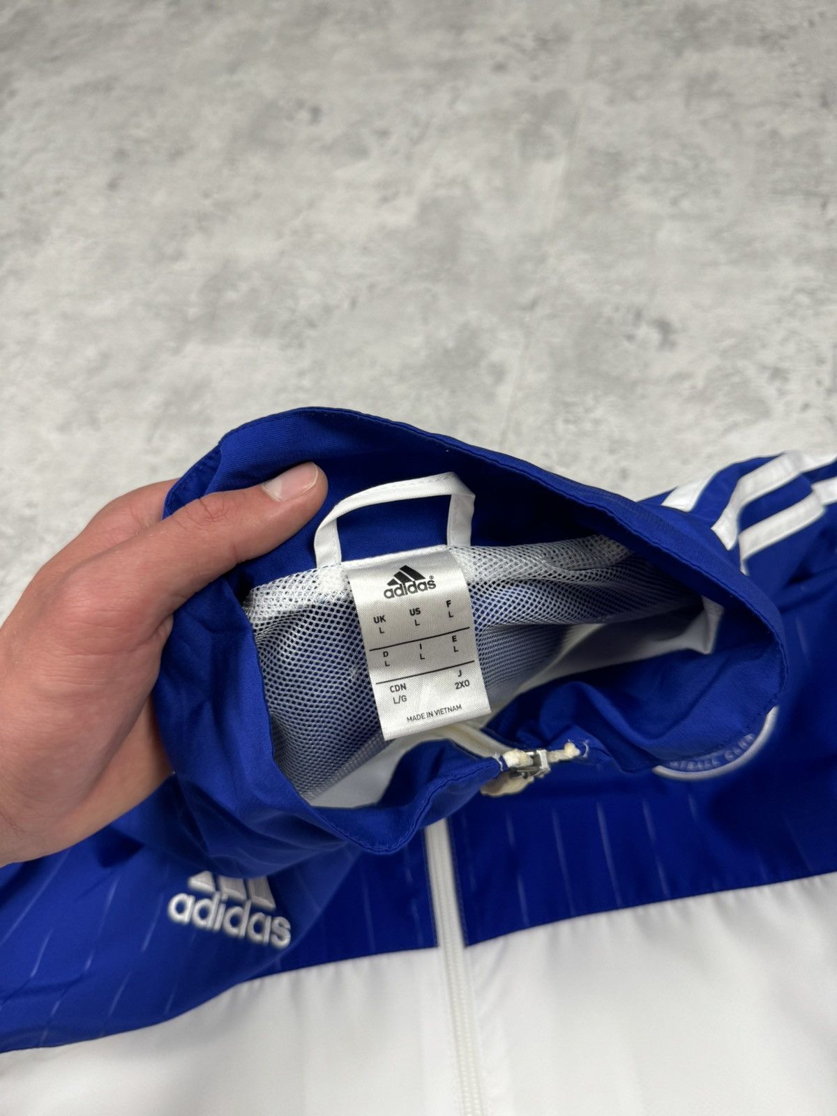 Adidas Vintage Adidas Chelsea Soccer Track Jacket Size L Size US L / EU 52-54 / 3 - 10 Thumbnail